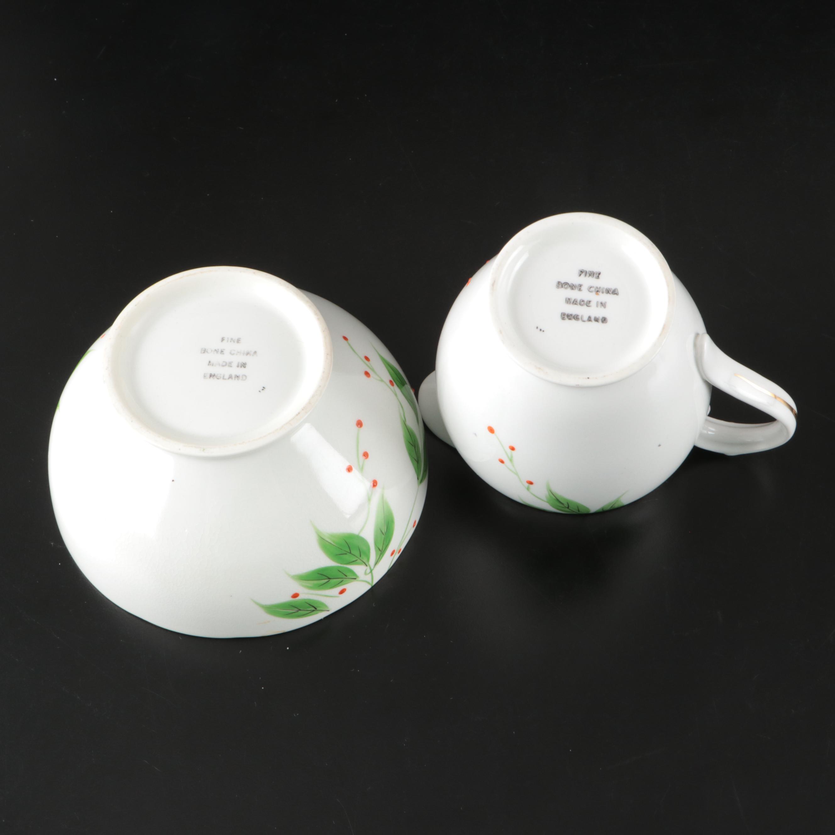 English Green Leaves with Red Berries Bone China Dinnerware