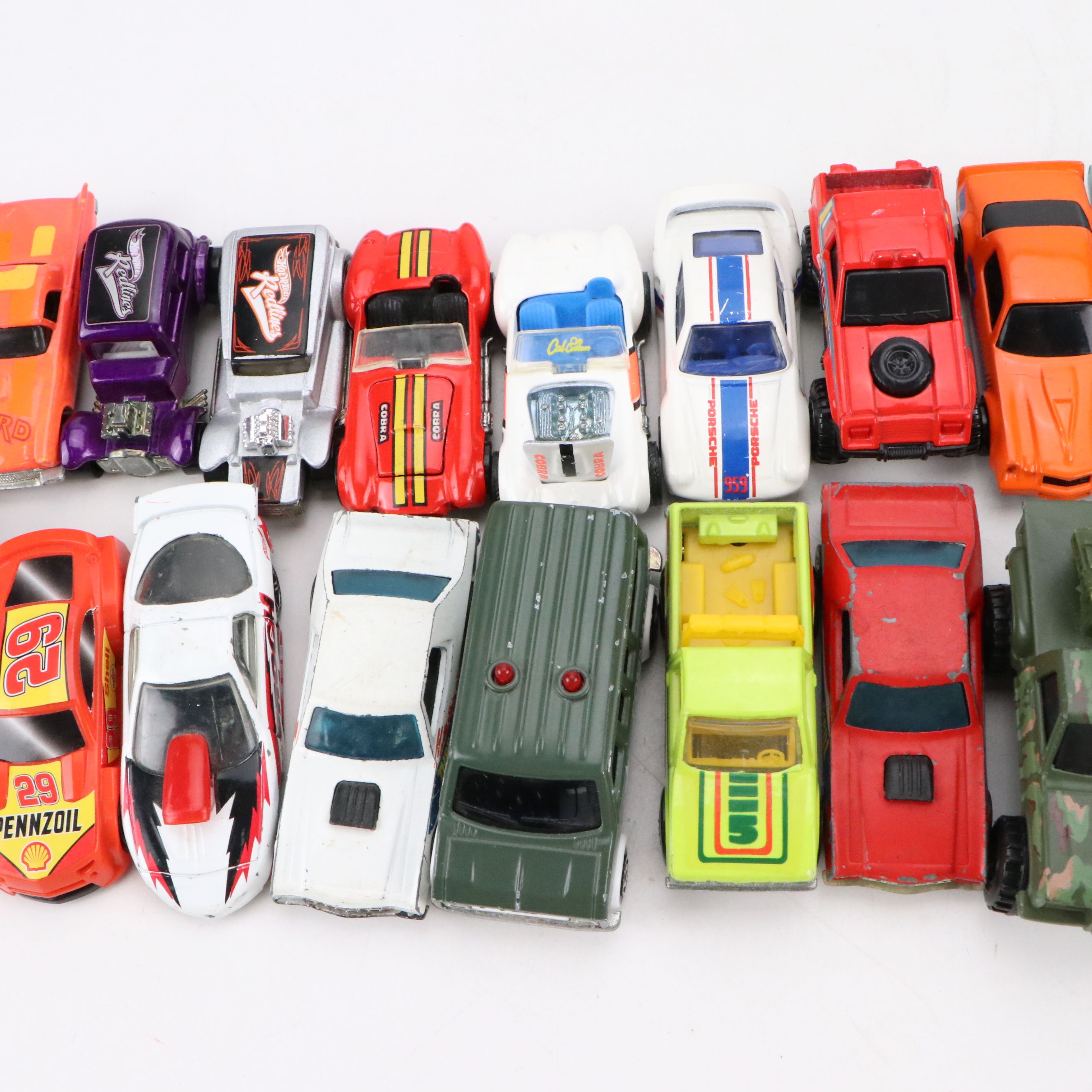 Hot Wheels "Dodge Viper RT/10," "Scorchin' Scooter" and More Toys