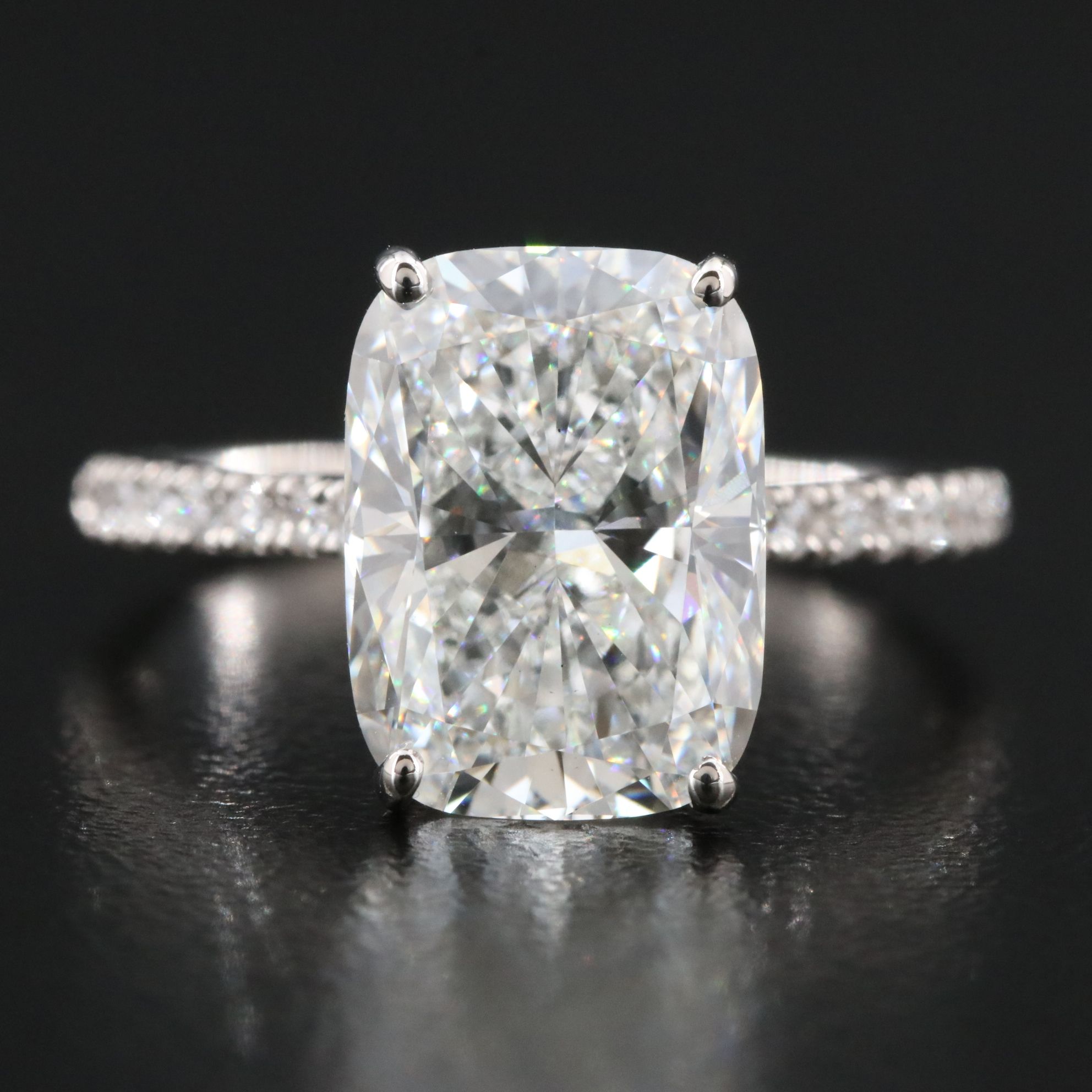 18K 5.19 CTW Lab Grown Diamond Ring with IGI Report