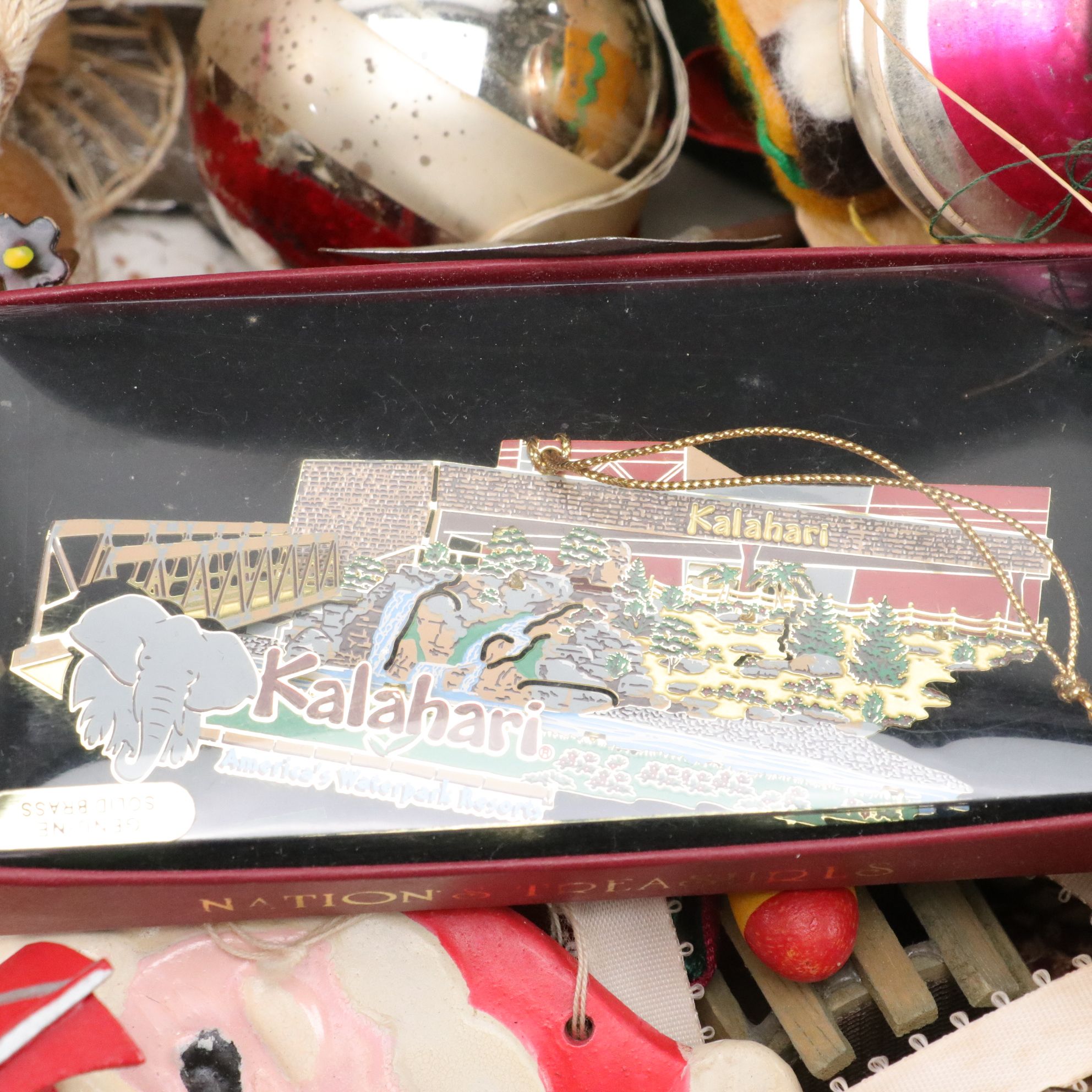 Boyds Bears & Friends with Hallmark "Holiday Magic" and More Christmas Ornaments