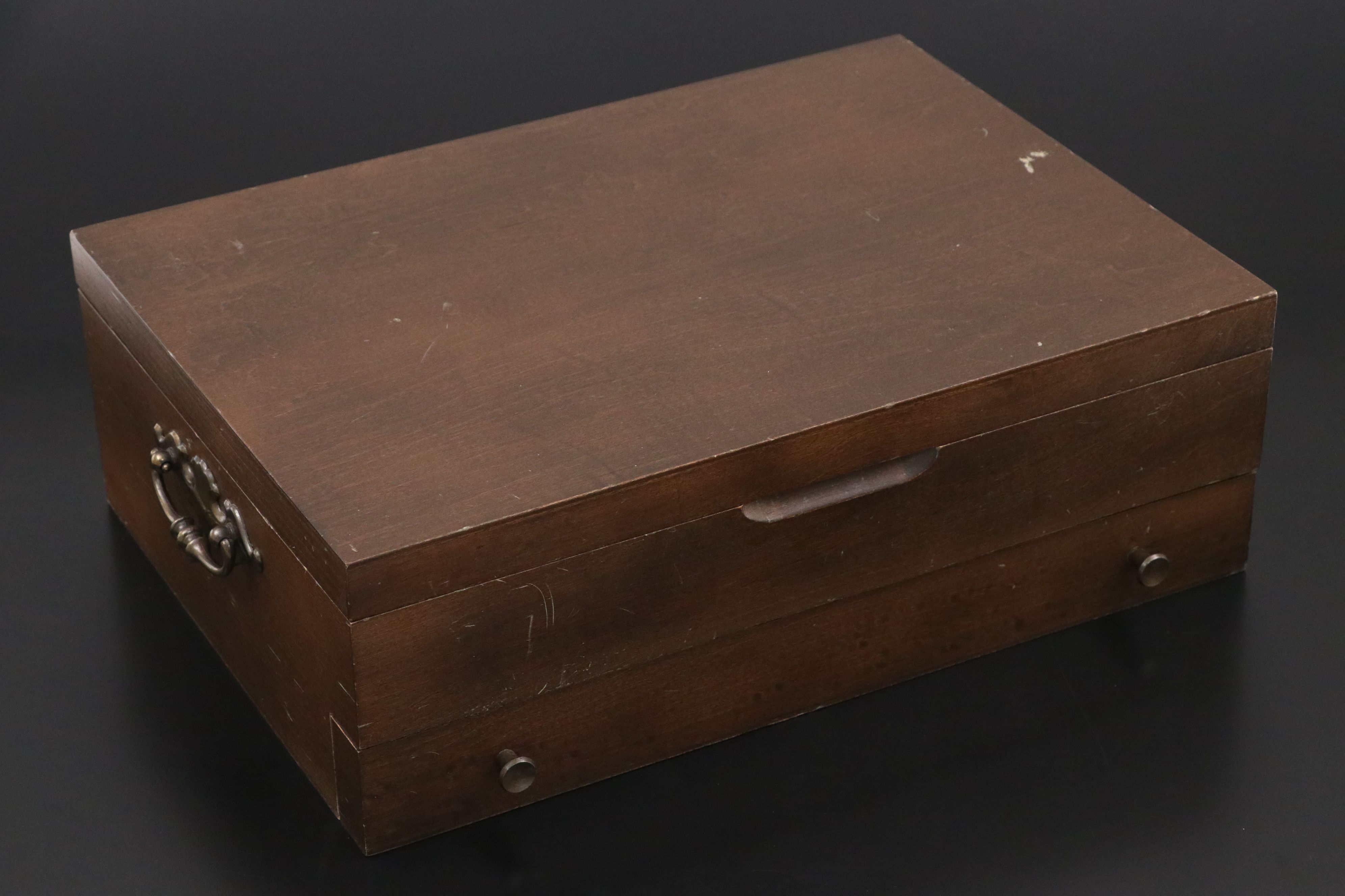 Oneida "Louisiana" Stainless Steel Flatware