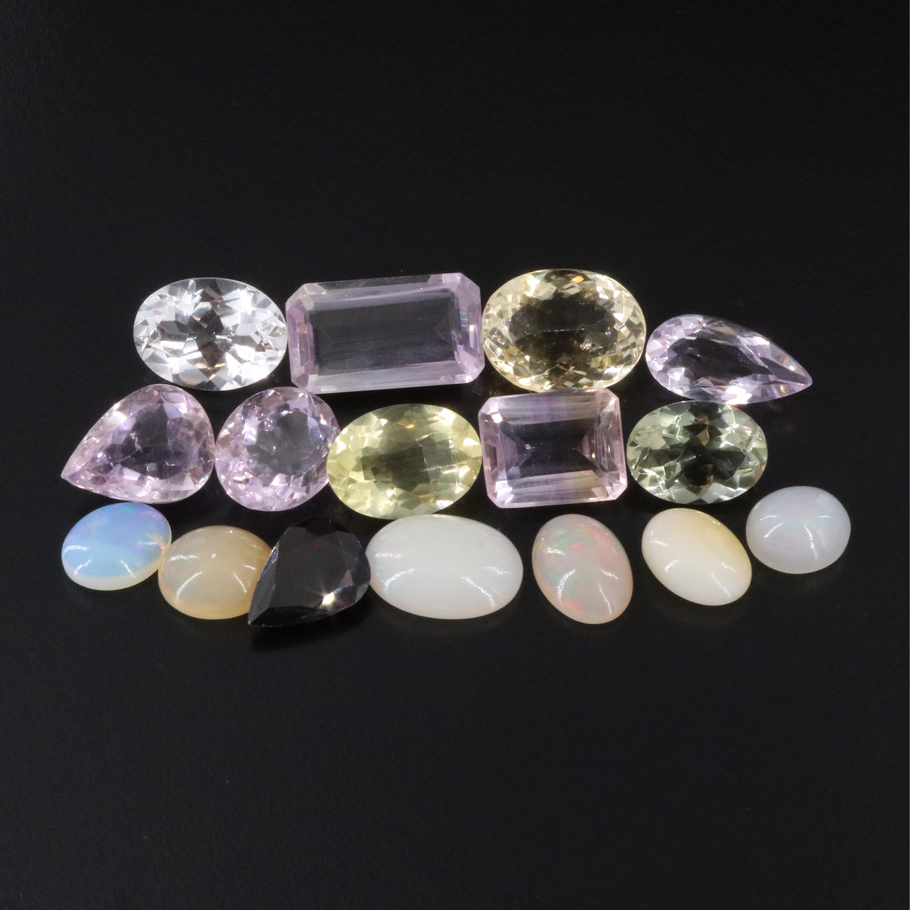 Loose 153.02 CTW Gemstone Lot Including Amethyst, Citrine and Garnet