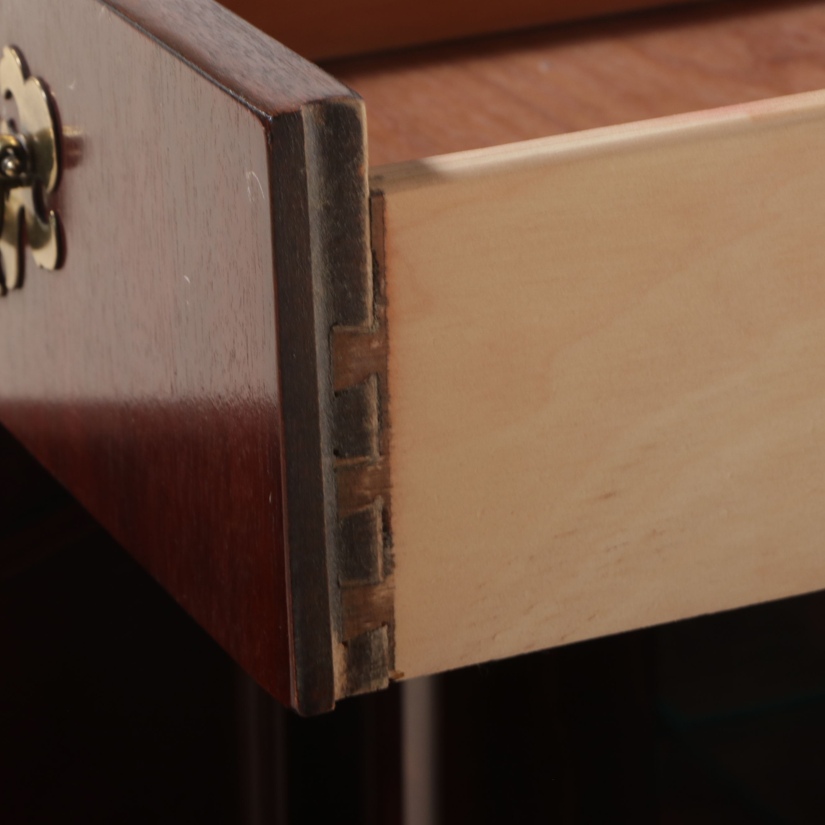 Bernhardt Chippendale Style Mahogany China Cabinet