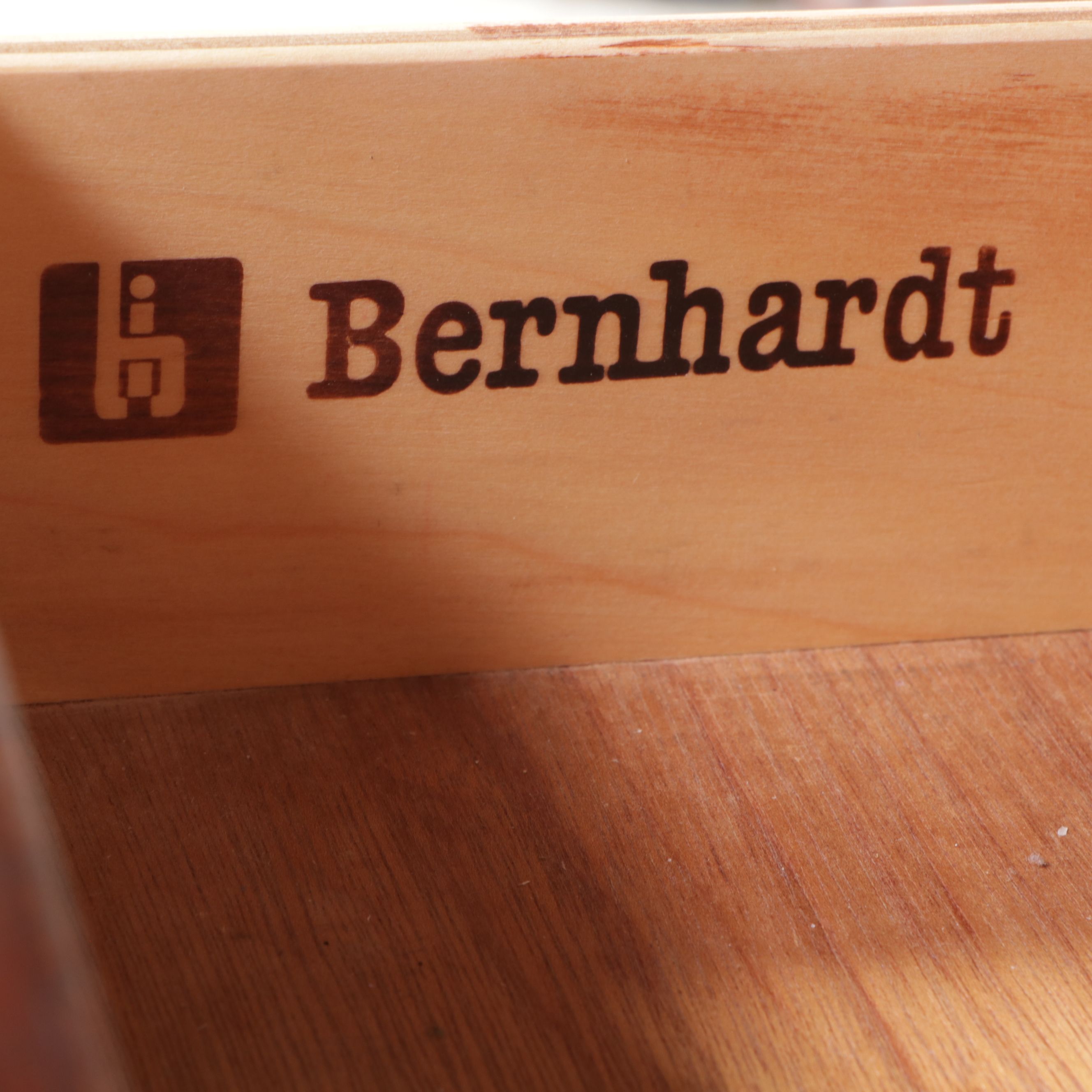 Bernhardt Chippendale Style Mahogany China Cabinet