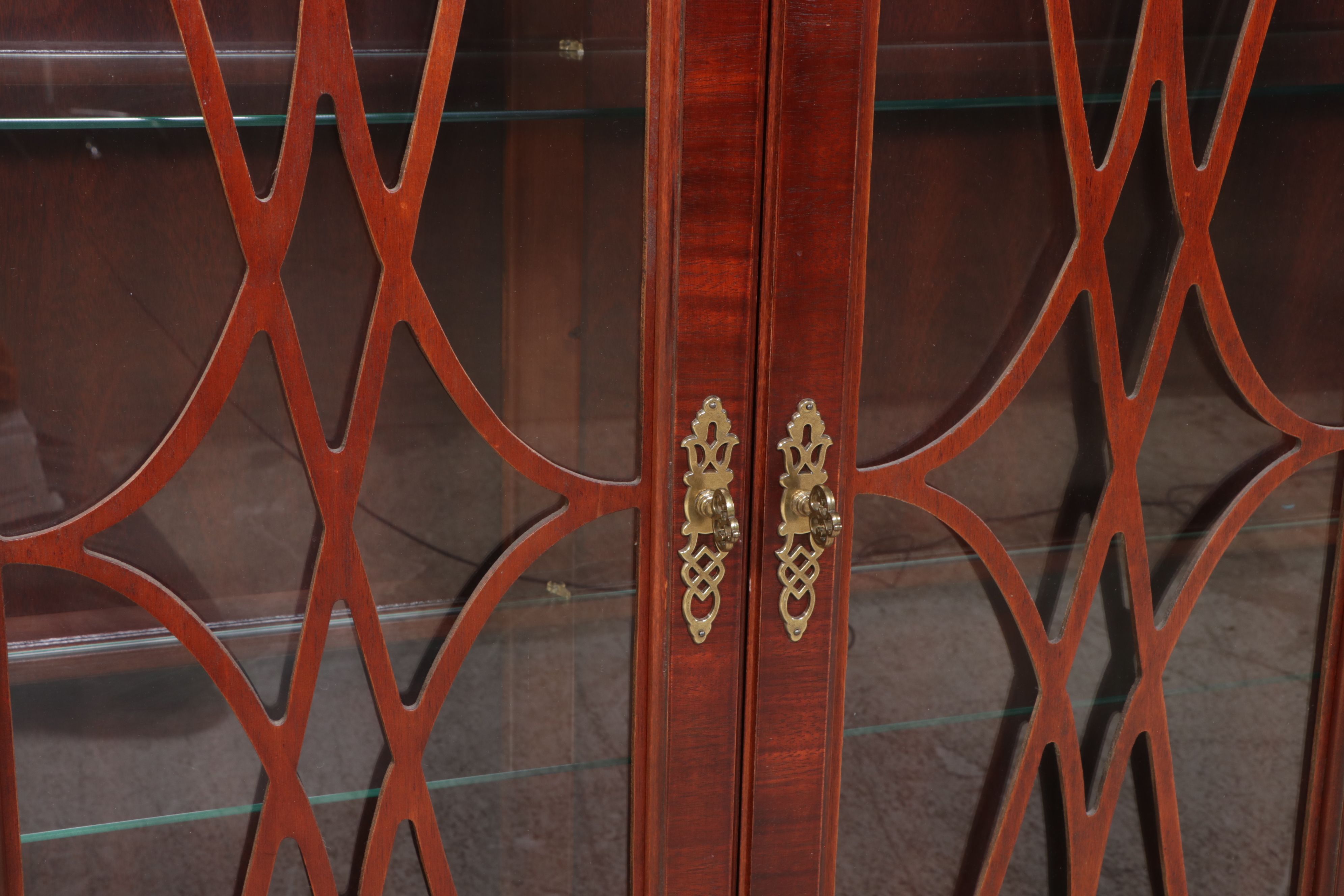 Bernhardt Chippendale Style Mahogany China Cabinet