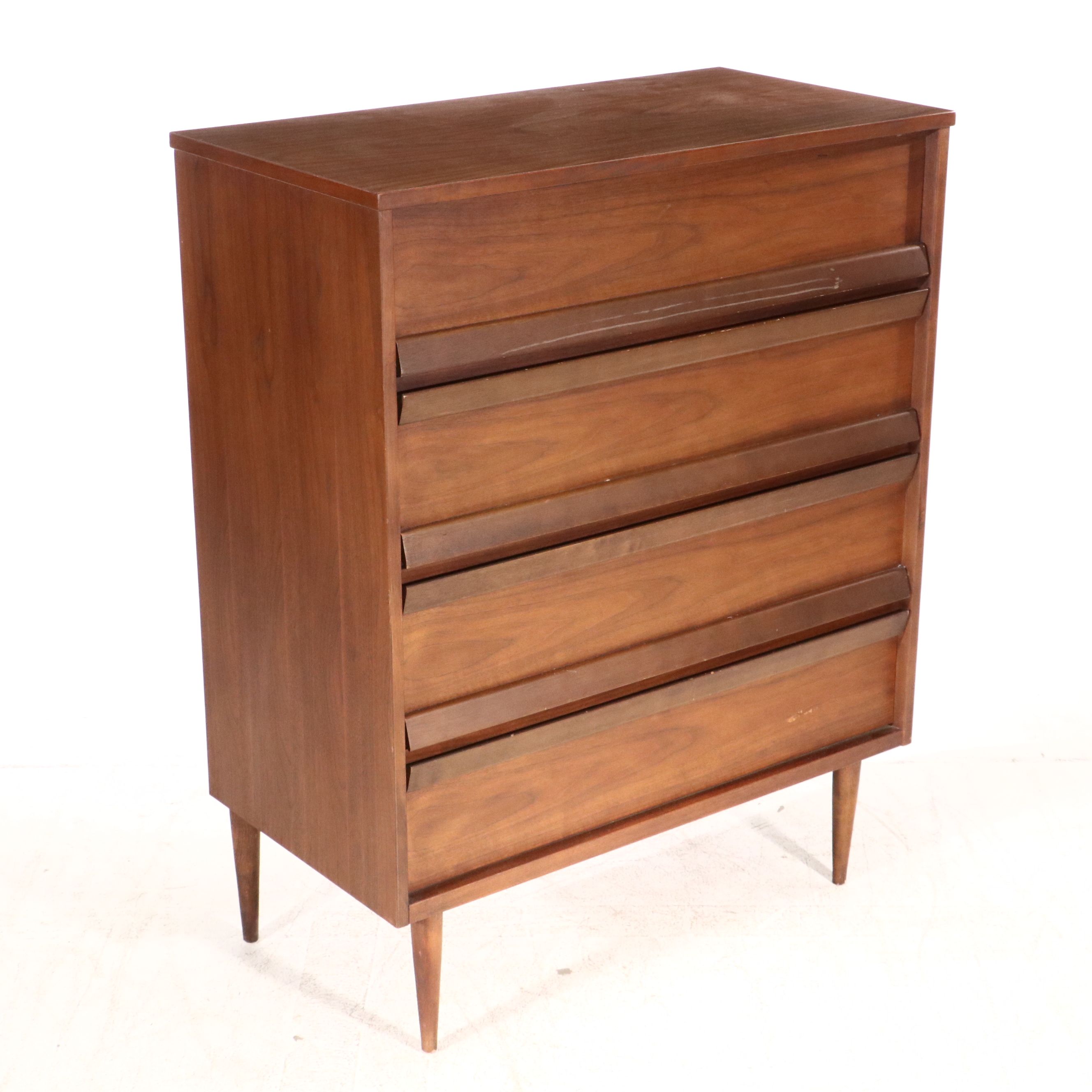 Bassett Furniture Mid Century Modern Style Walnut Chest of Drawers