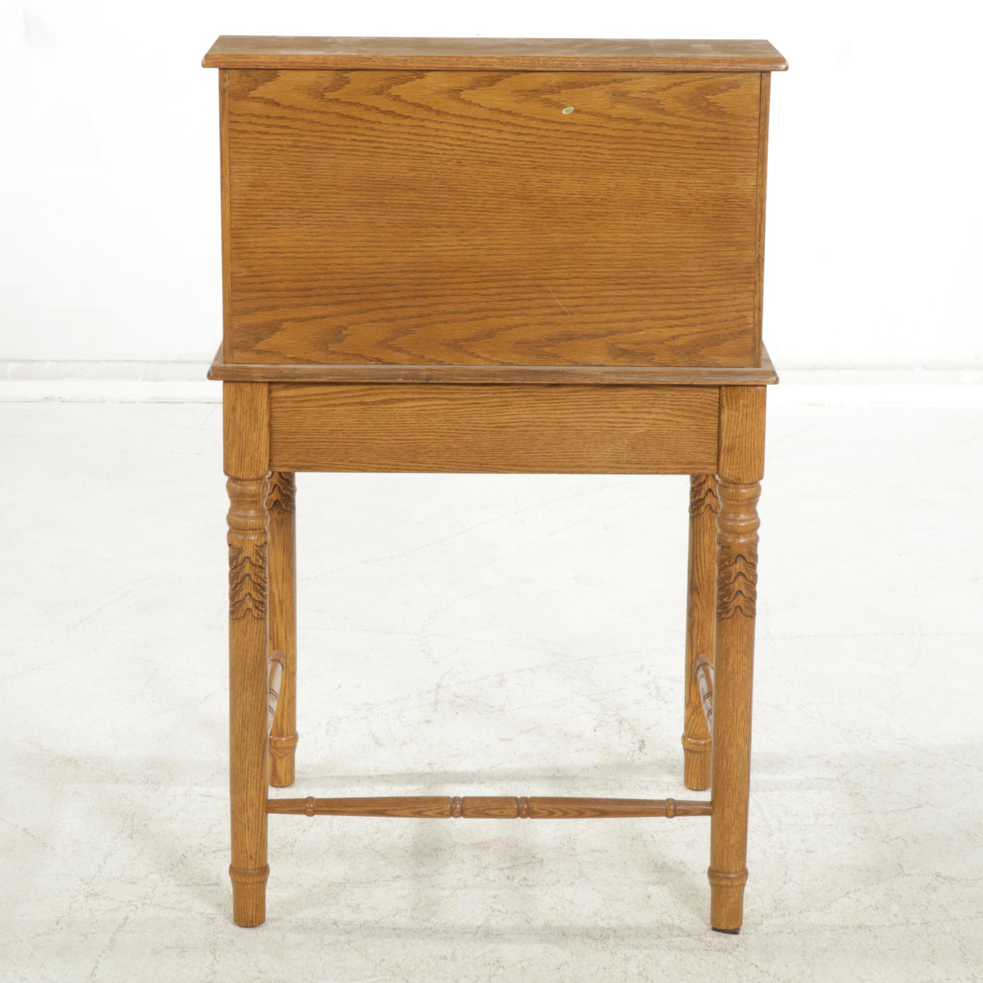 Eagle Industries Oak Roll-Top Desk, Late 20th to 21st Century