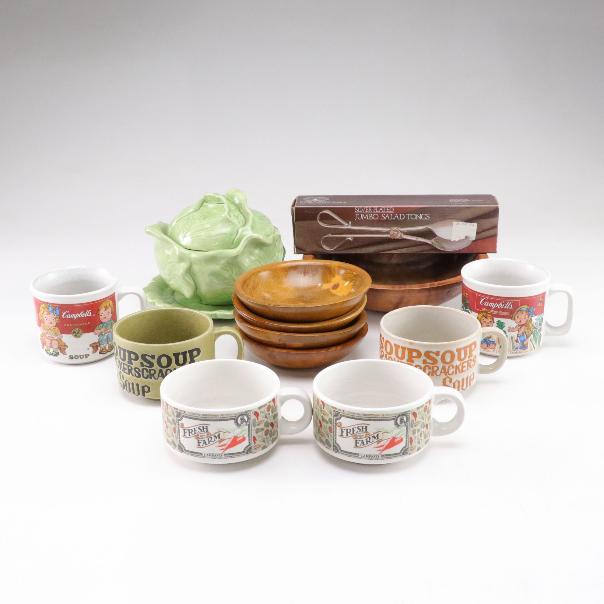 Holland Mold Ceramic "Lettuce" Covered Casserole with Soup Cups and Salad Bowls