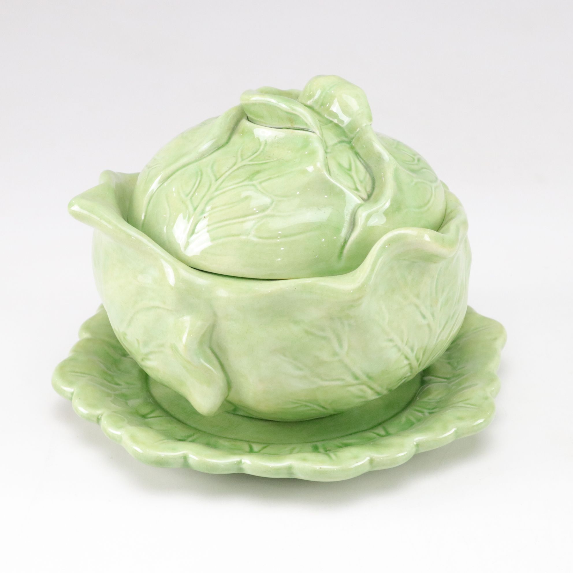 Holland Mold Ceramic "Lettuce" Covered Casserole with Soup Cups and Salad Bowls