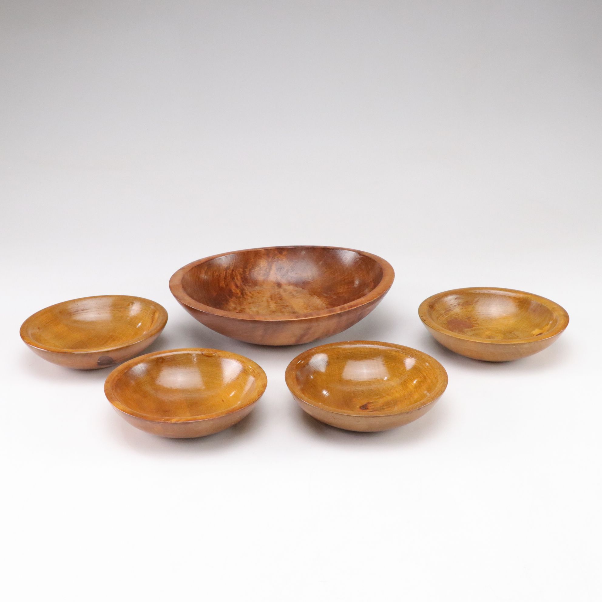 Holland Mold Ceramic "Lettuce" Covered Casserole with Soup Cups and Salad Bowls