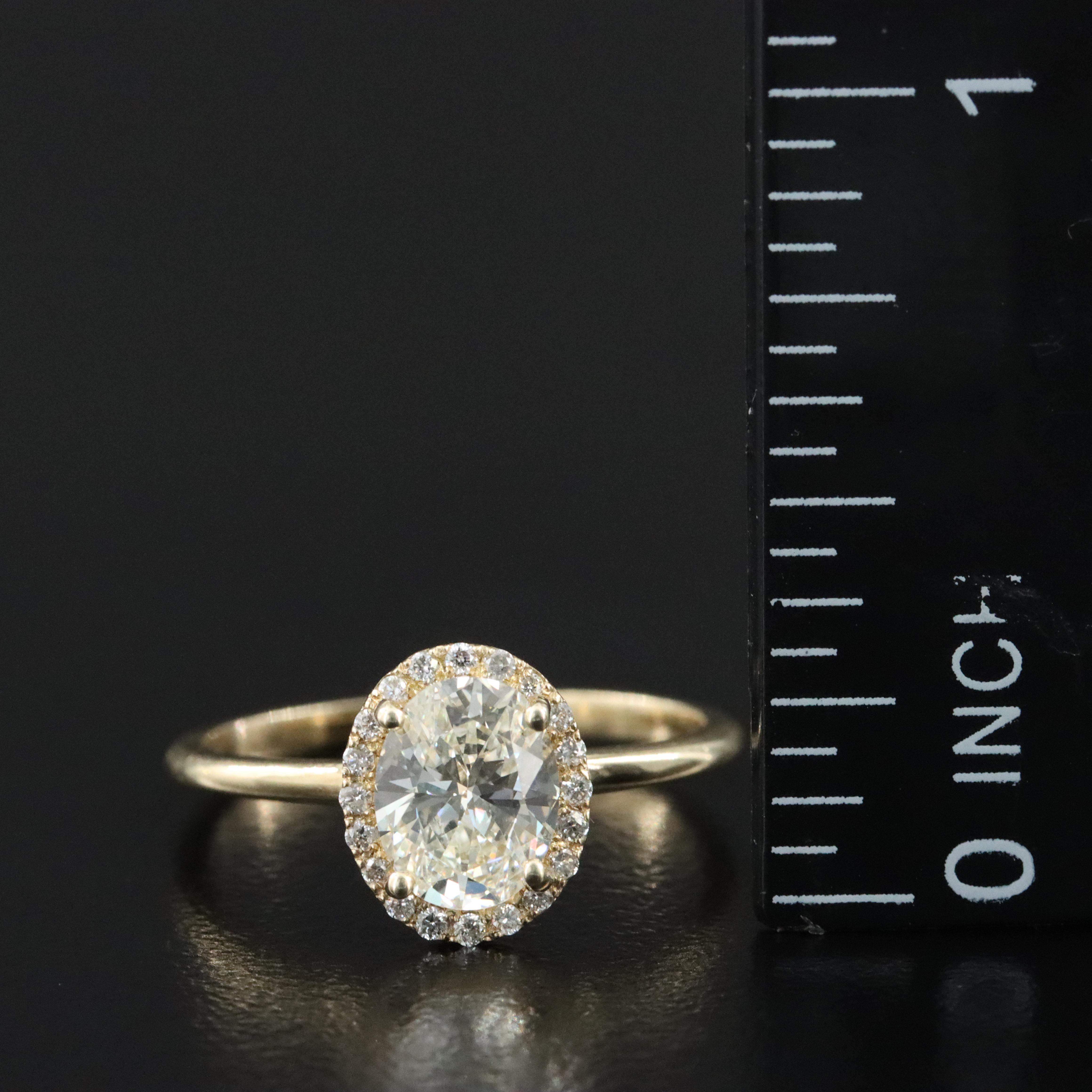 10K 0.89 CTW Diamond Halo Ring