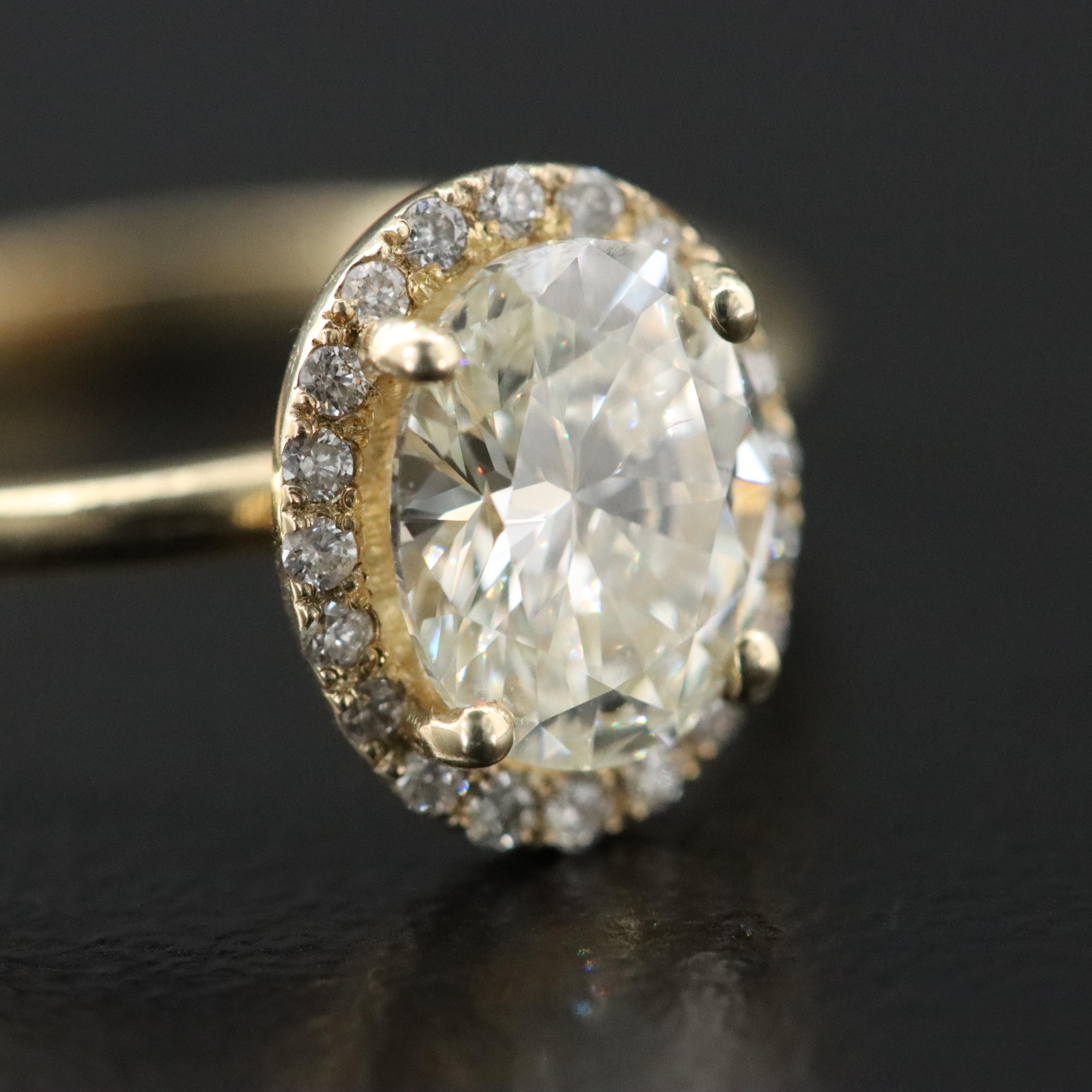 10K 0.89 CTW Diamond Halo Ring