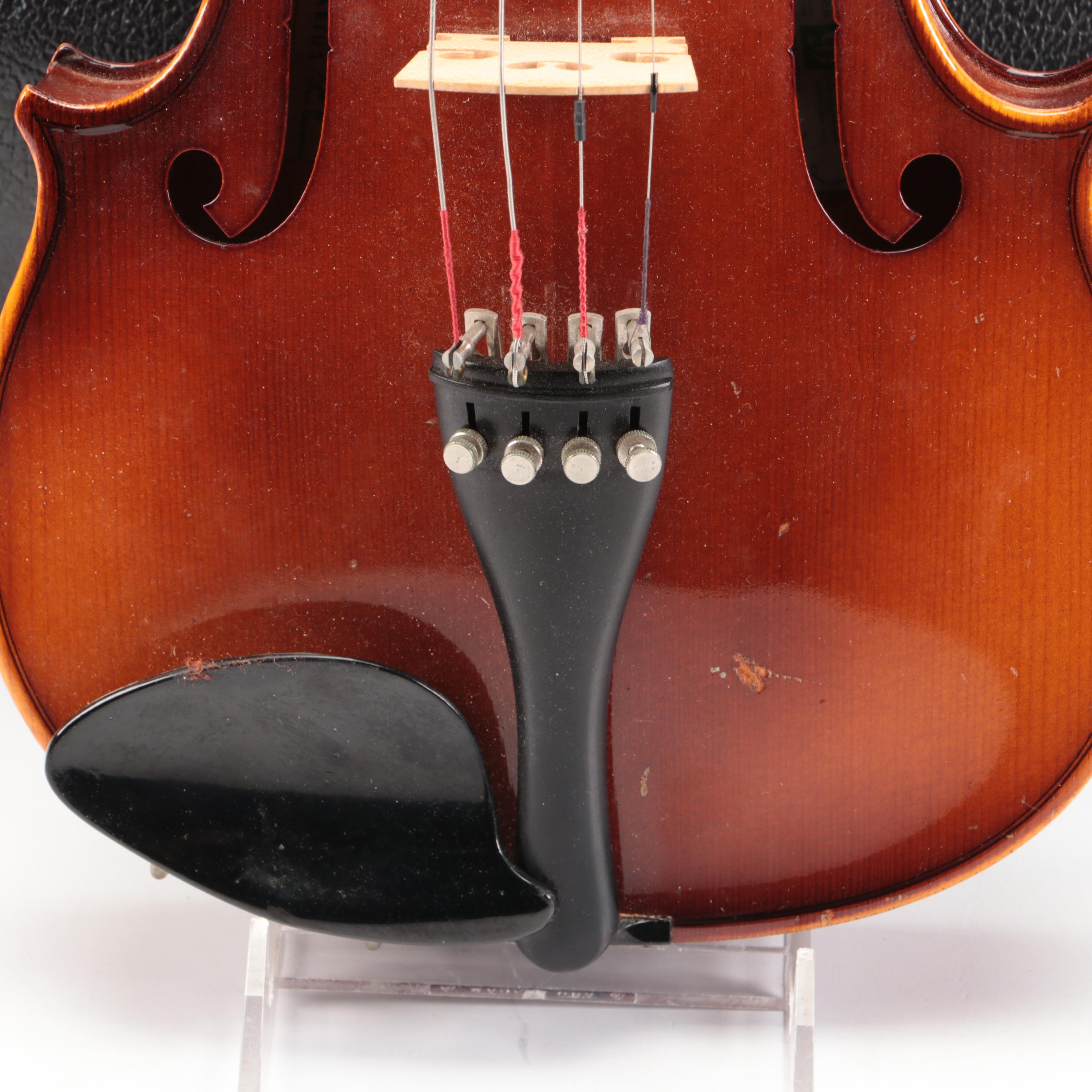 A.R. Seidel Violin with Bow and Tolex Travel Case