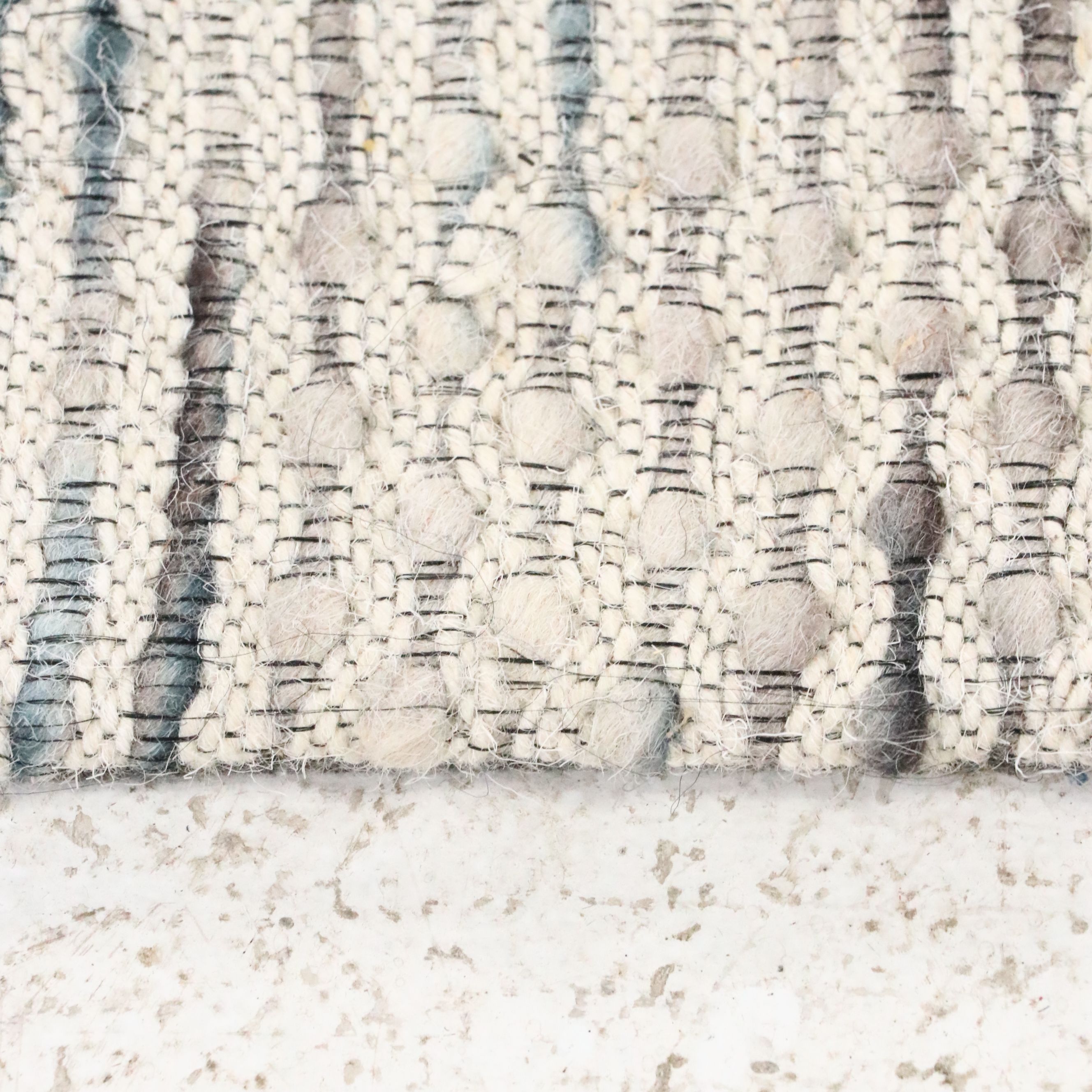 6'1 x 9' Hand-Tufted Safavieh "Marbella" Area Rug