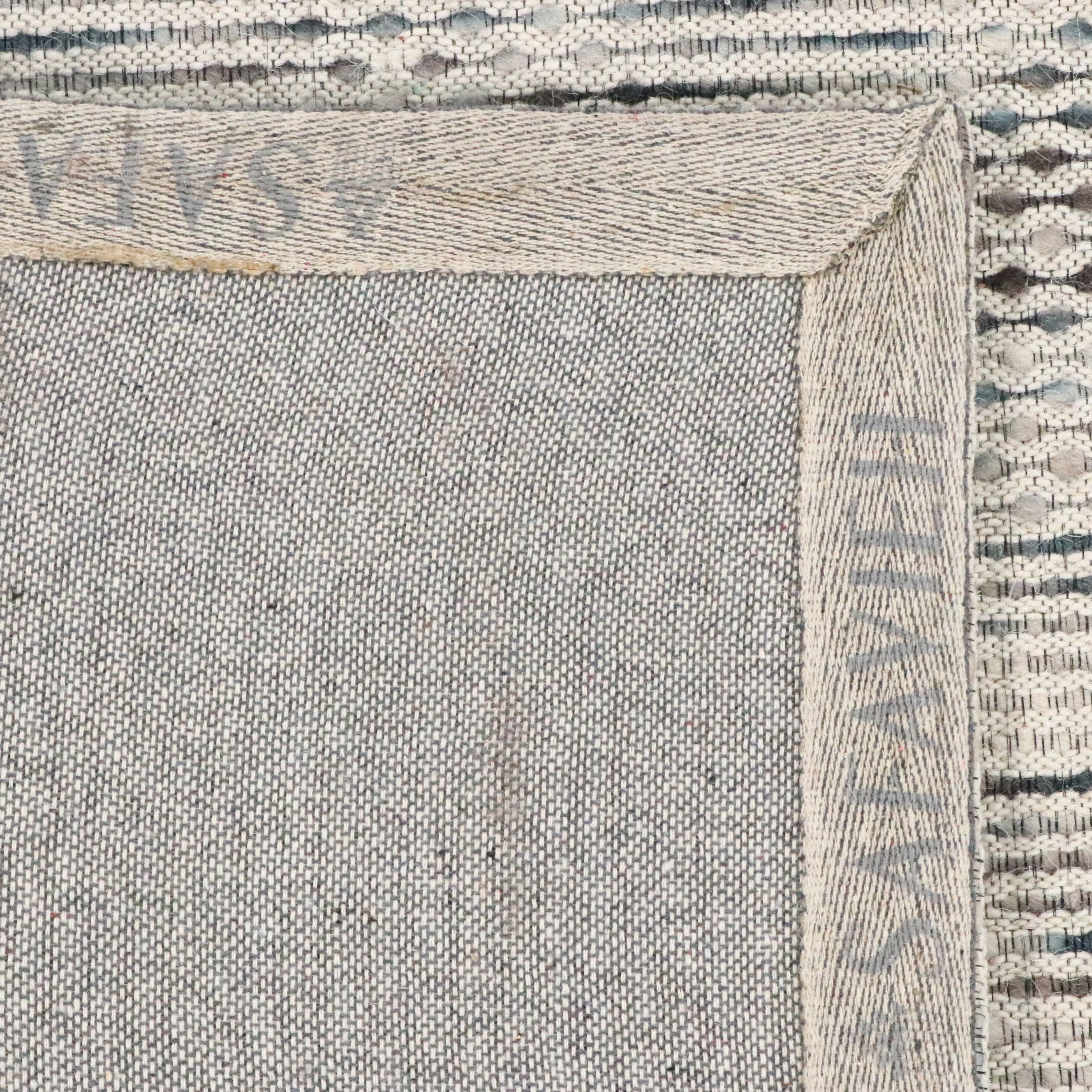 6'1 x 9' Hand-Tufted Safavieh "Marbella" Area Rug