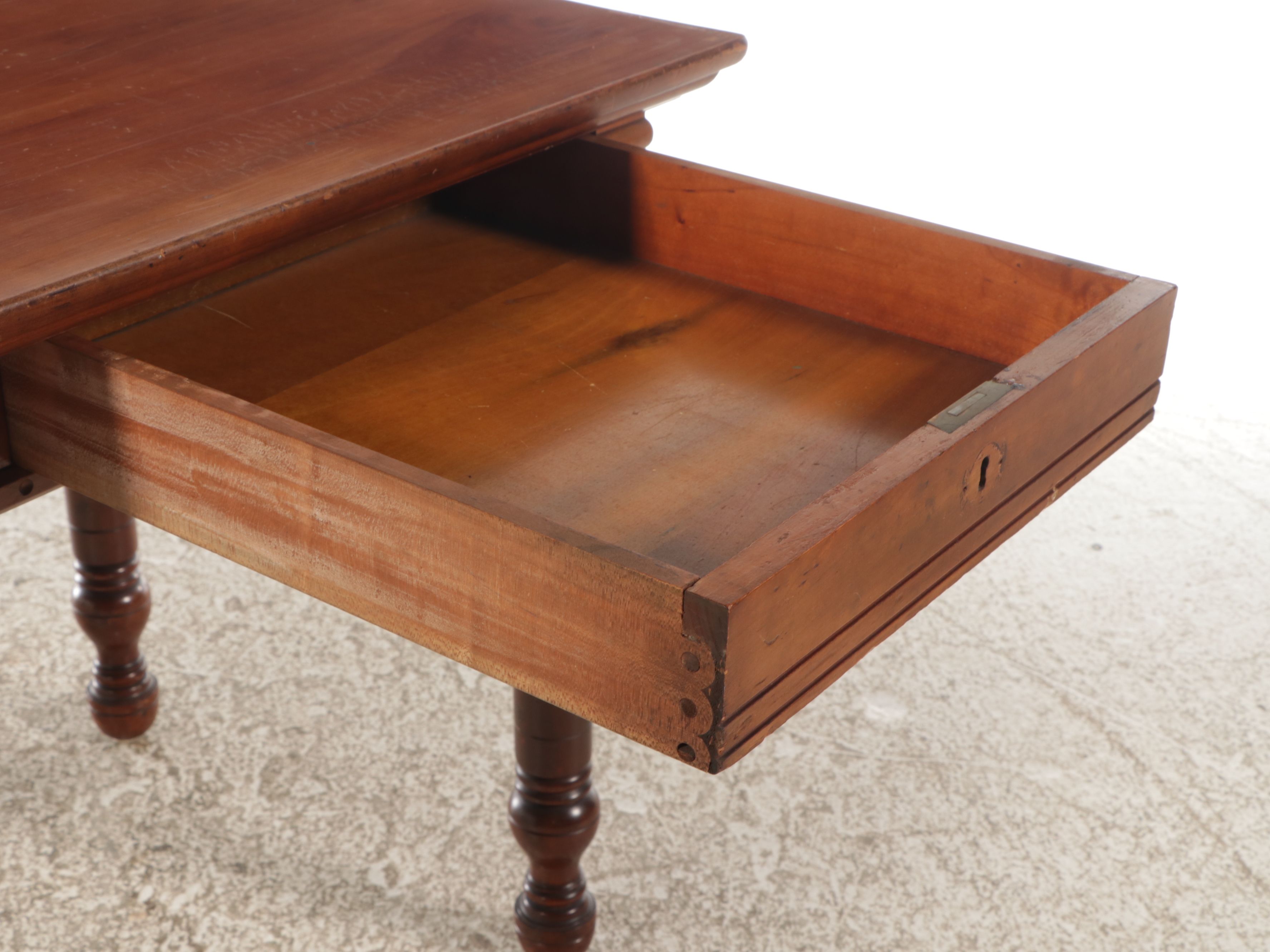 Victorian Style Mahogany Single-Drawer Writing Table