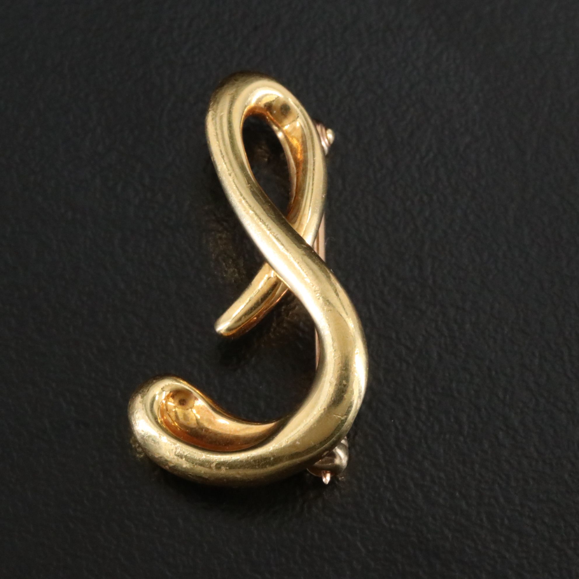 Elsa Peretti for Tiffany & Co. Alphabet Letters 18K Initial S Brooch