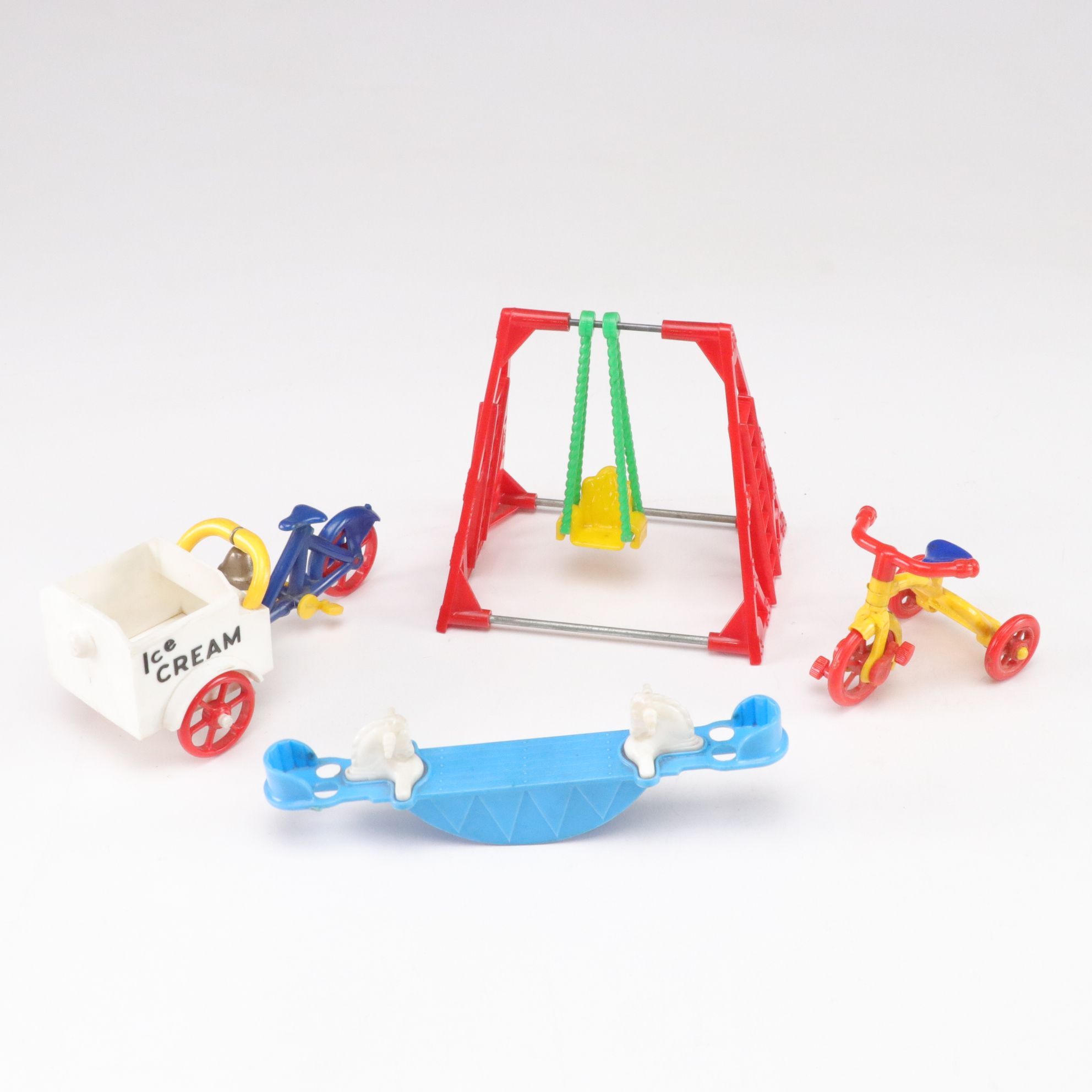 "Right On" and "Blockhead!" Puzzle Games with Doll House Furniture & More Games