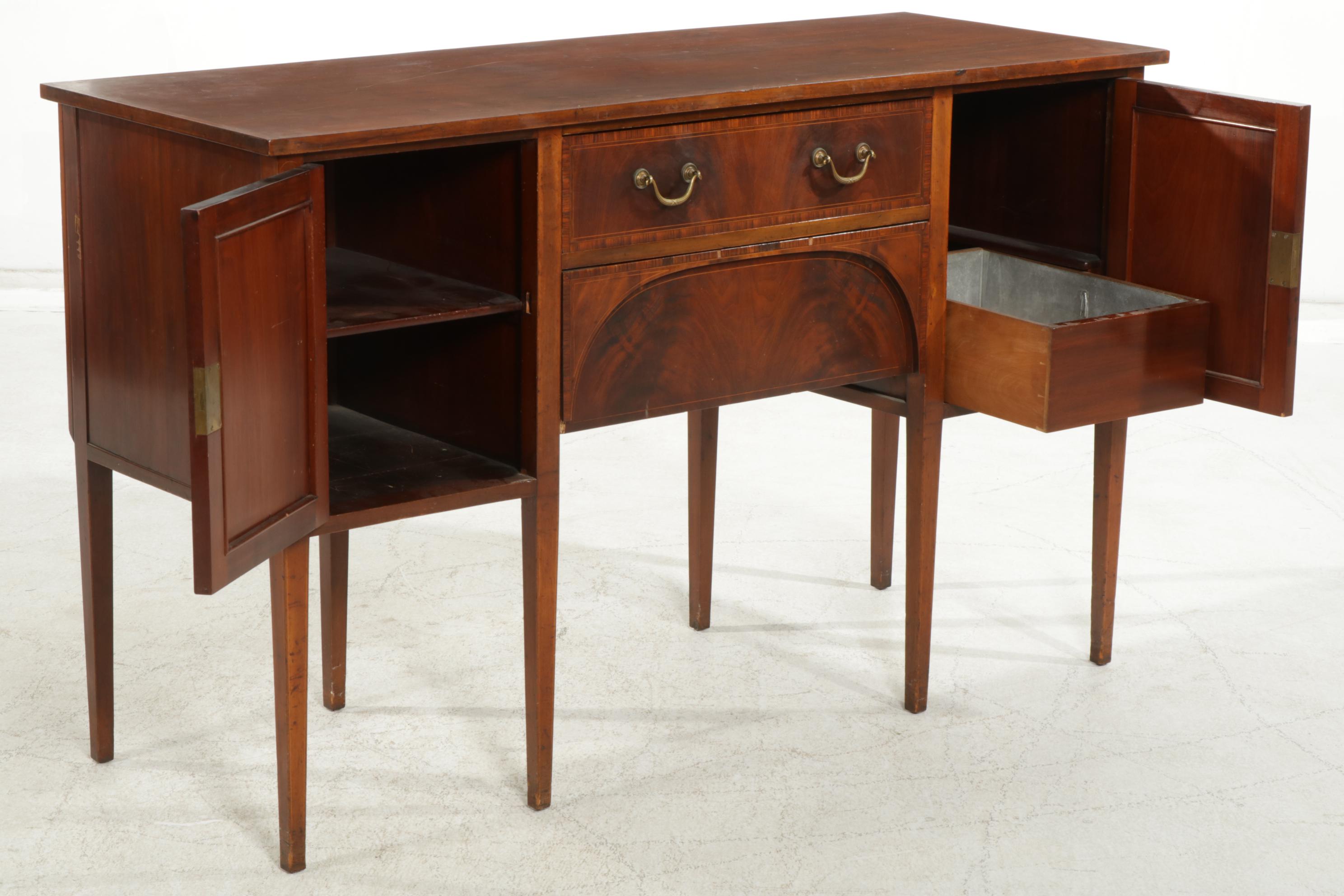 Hepplewhite Style Flame Mahogany Veneer Sideboard, Early 20th Century