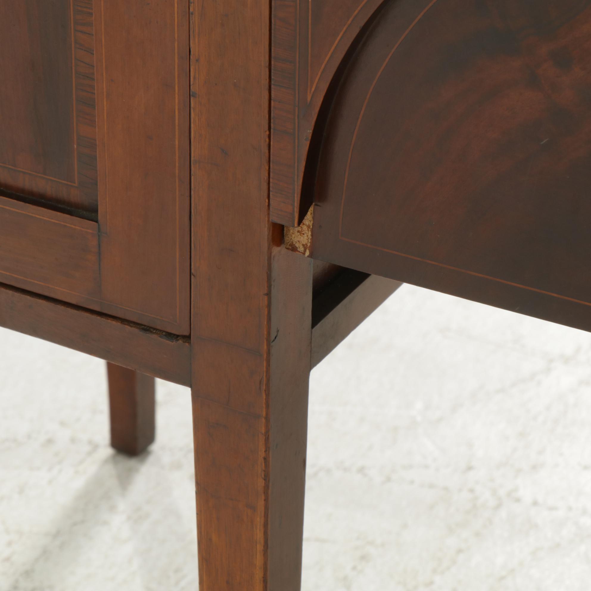Hepplewhite Style Flame Mahogany Veneer Sideboard, Early 20th Century