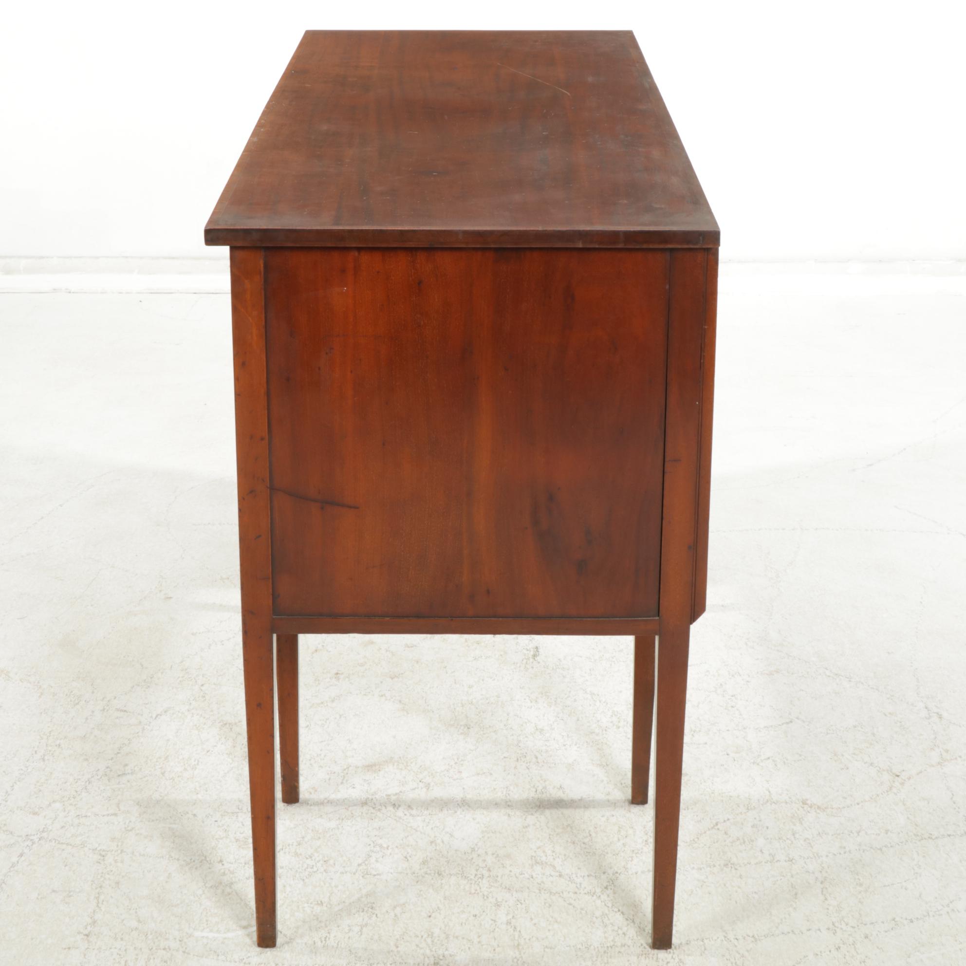Hepplewhite Style Flame Mahogany Veneer Sideboard, Early 20th Century