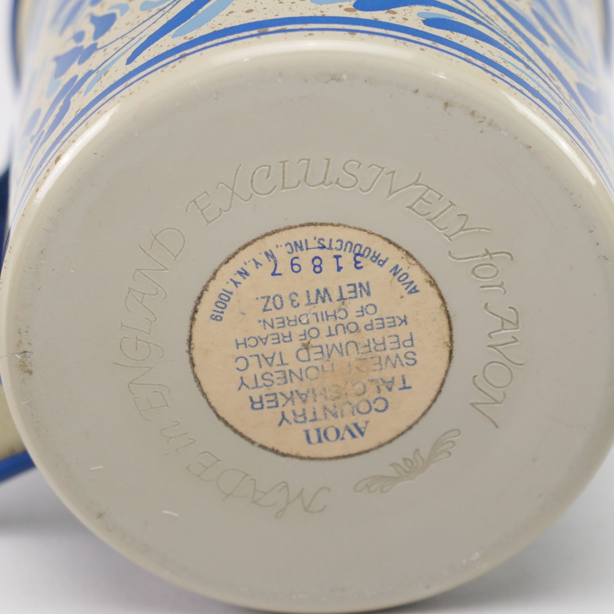 Bride & Groom Kissing Shakers with Southern Belle, Cut Crystal & More Shakers