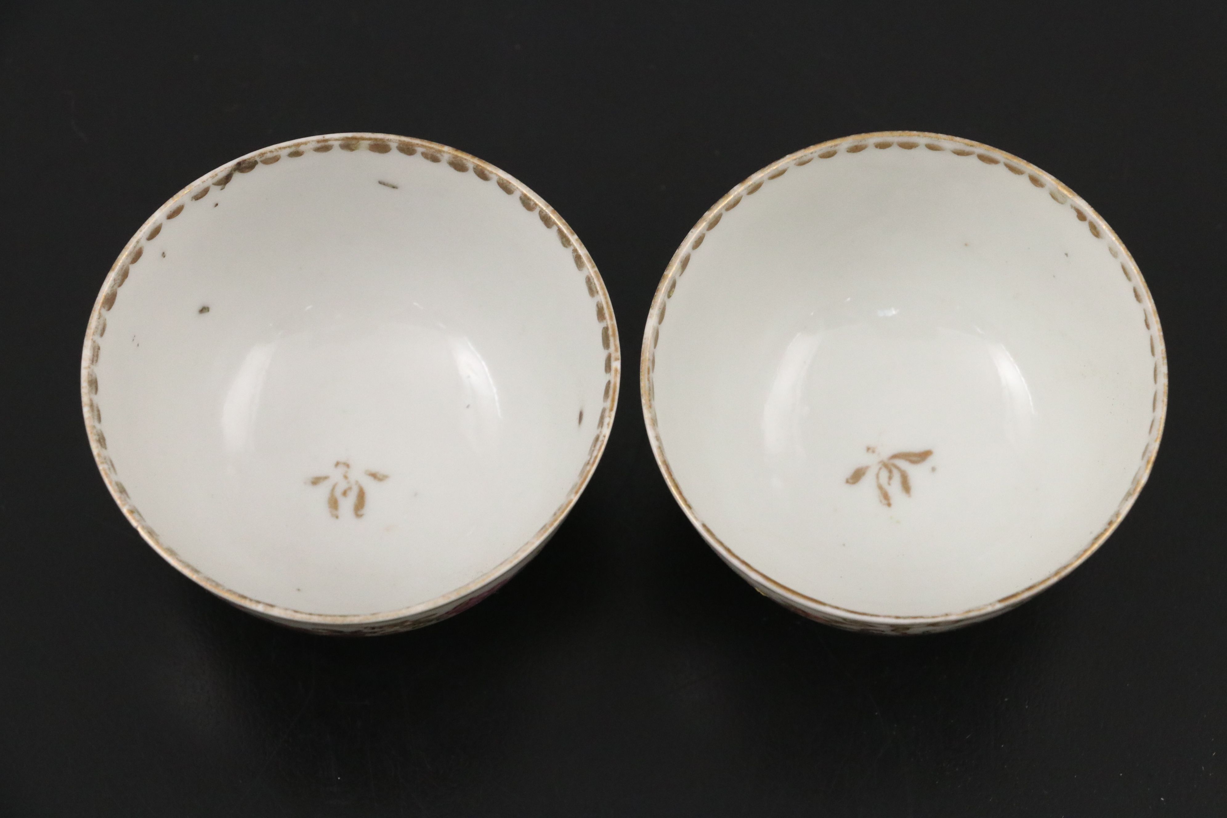 Antique Chinese Export Qianlong Period Porcelain Plate and Armorial Teacups