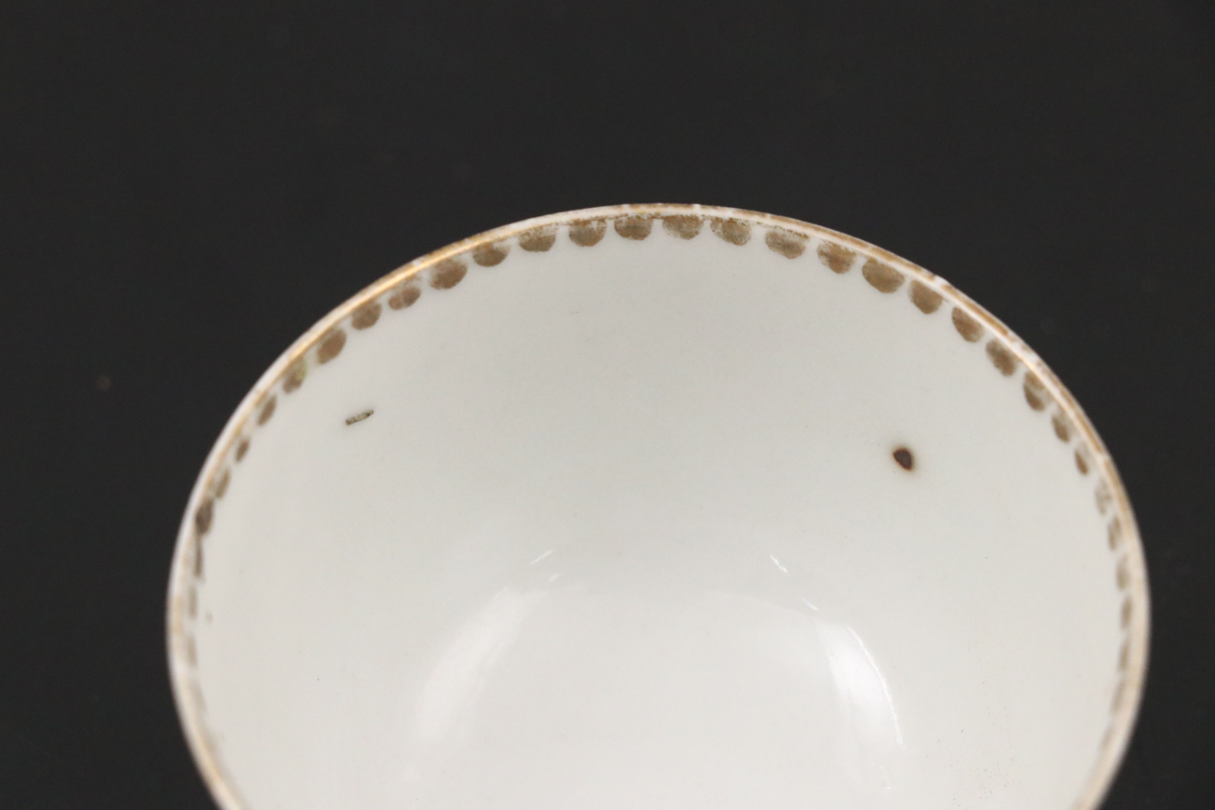 Antique Chinese Export Qianlong Period Porcelain Plate and Armorial Teacups