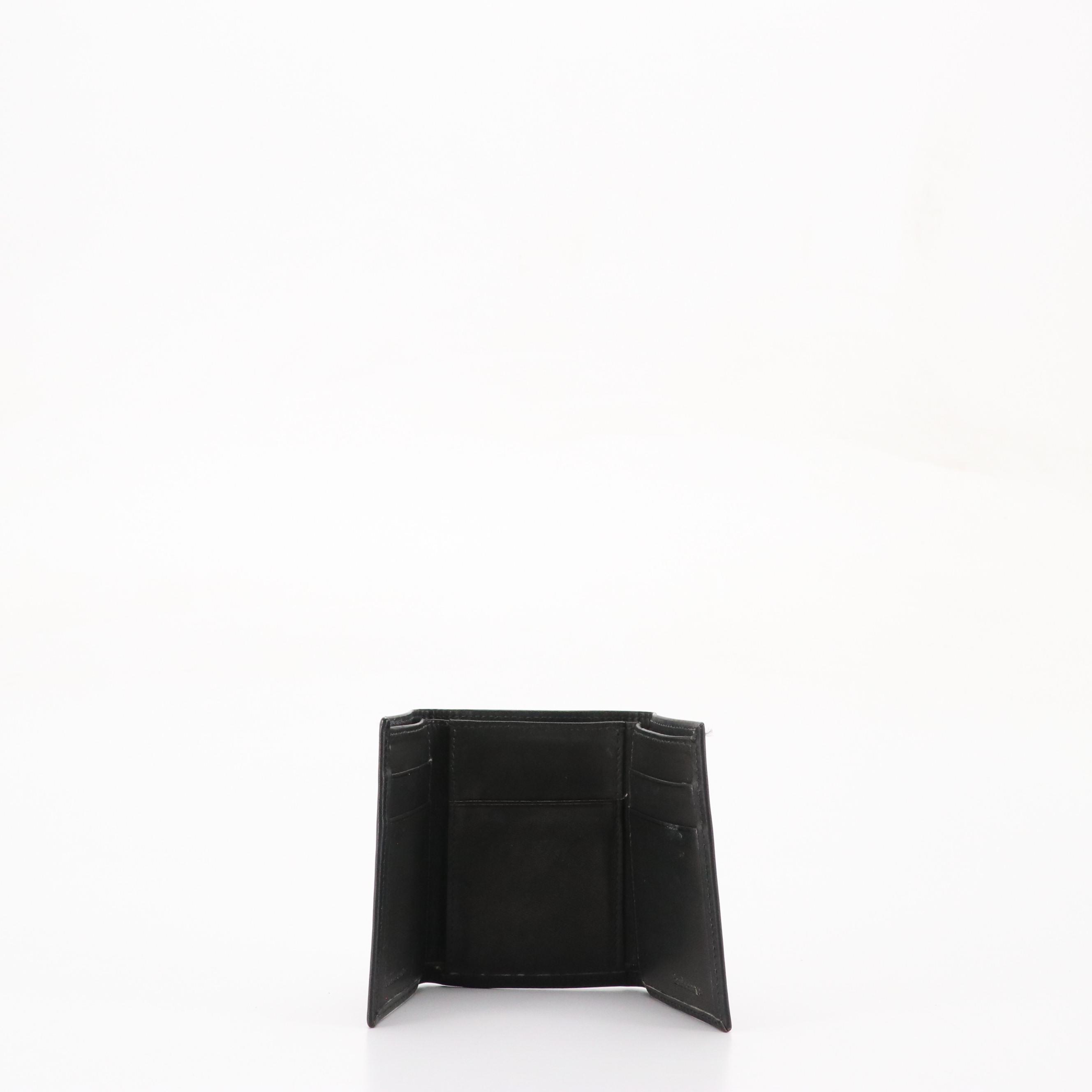 Burberrys Black Leather Trifold Wallet
