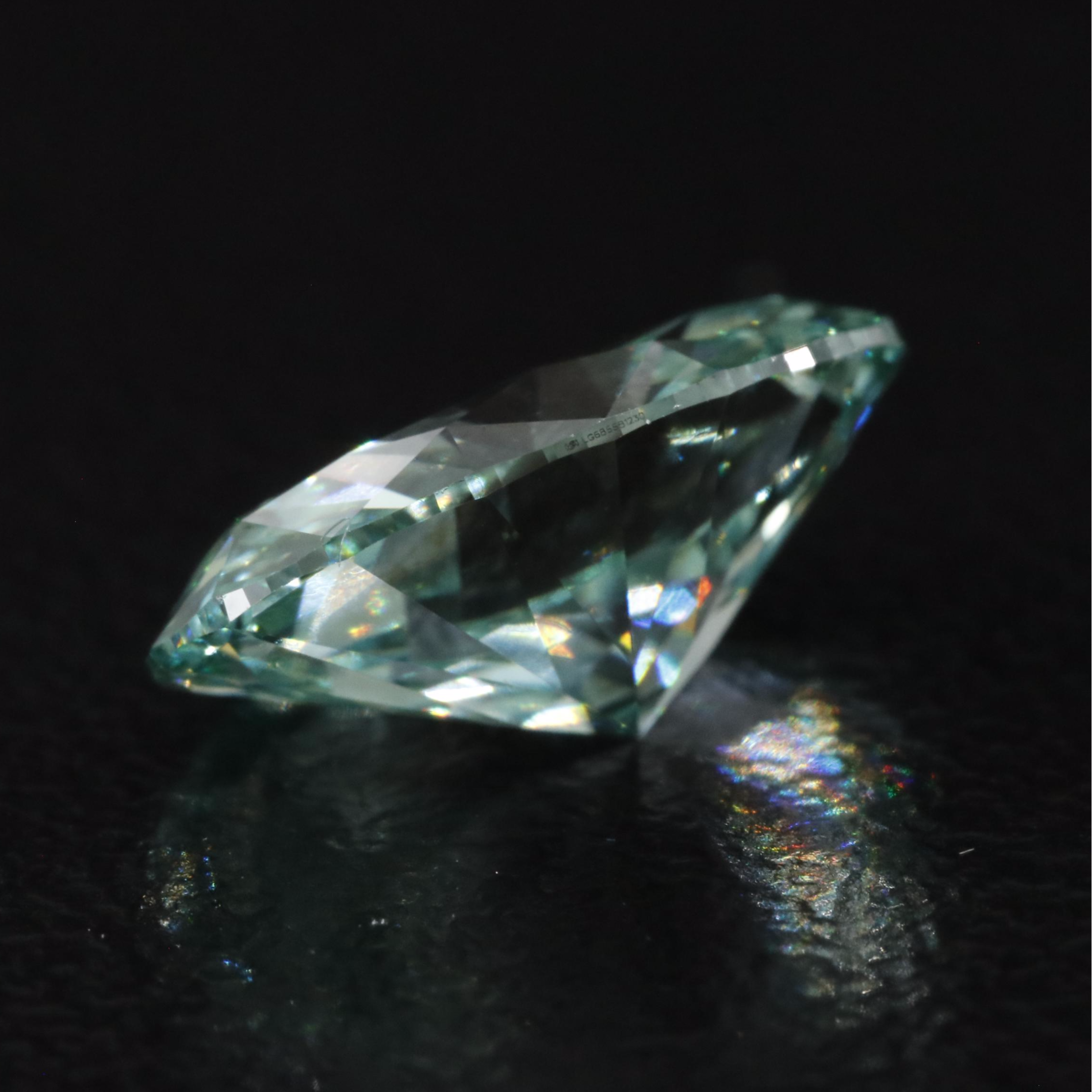 Loose 2.03 CT Fancy Vivid Green Lab Grown Diamond with IGI Report