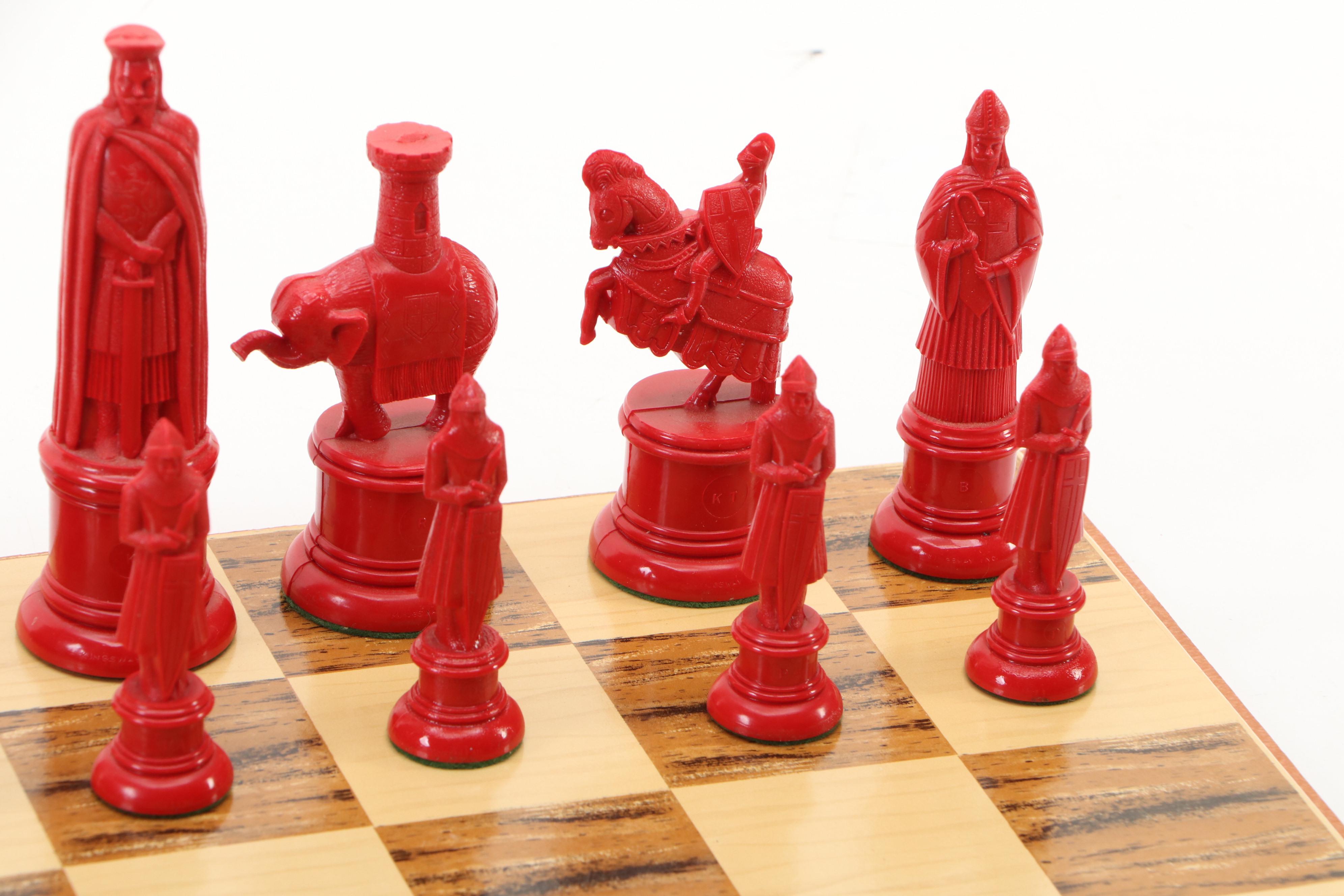 Kingsway Florentine "Century Figure" Chess Set, Mid-20th C.