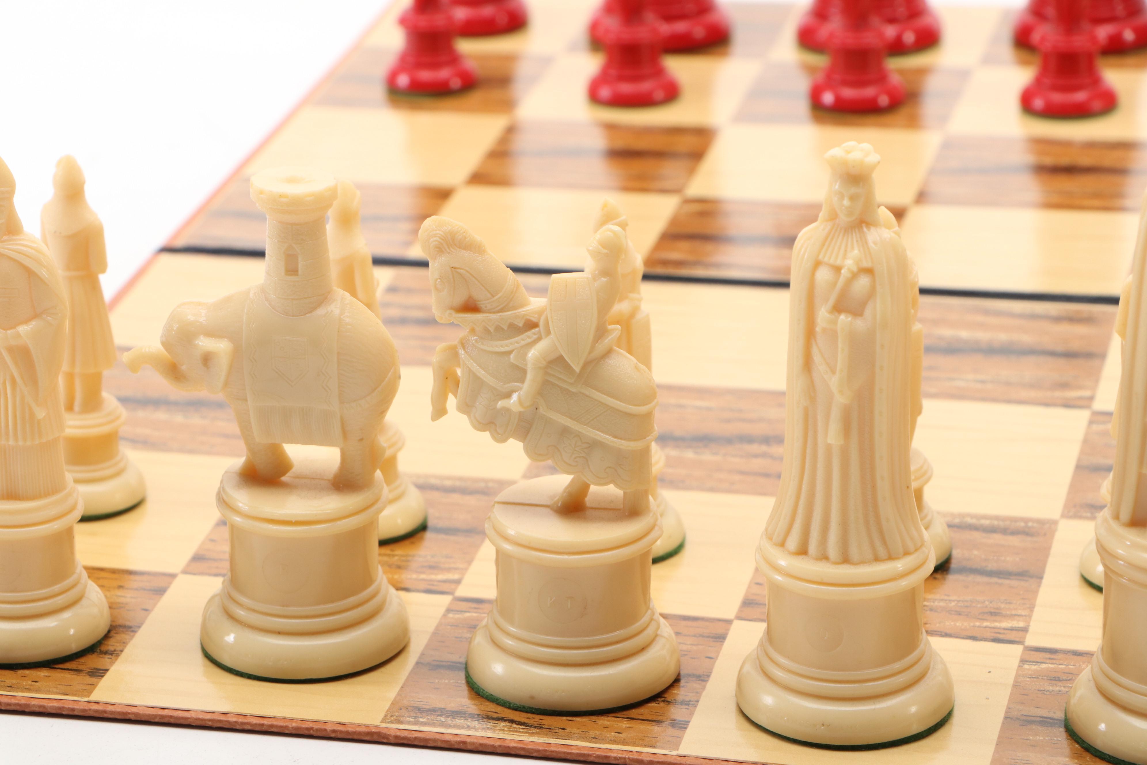 Kingsway Florentine "Century Figure" Chess Set, Mid-20th C.