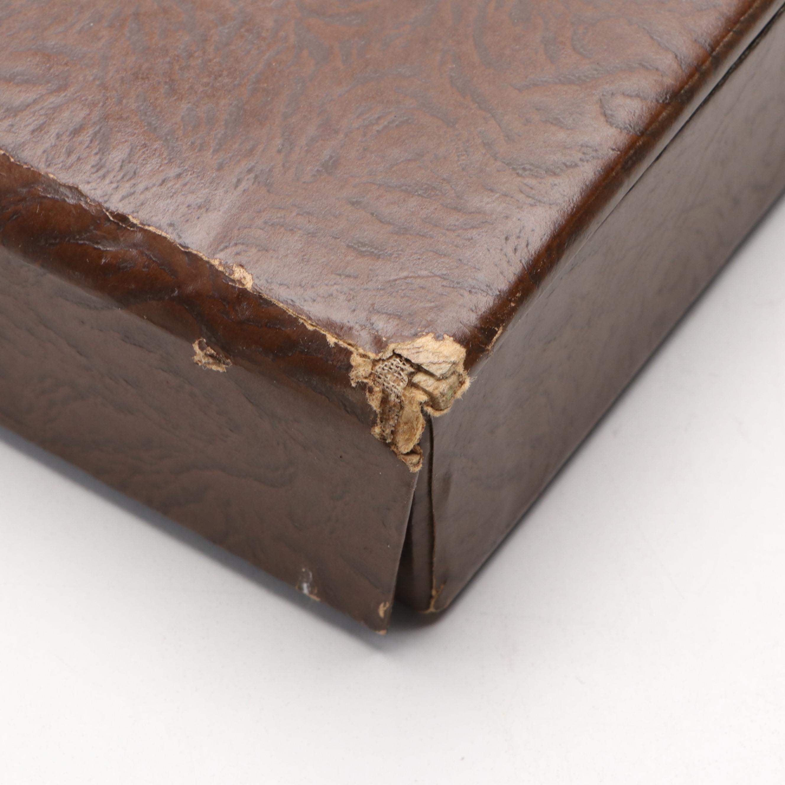 Kingsway Florentine "Century Figure" Chess Set, Mid-20th C.