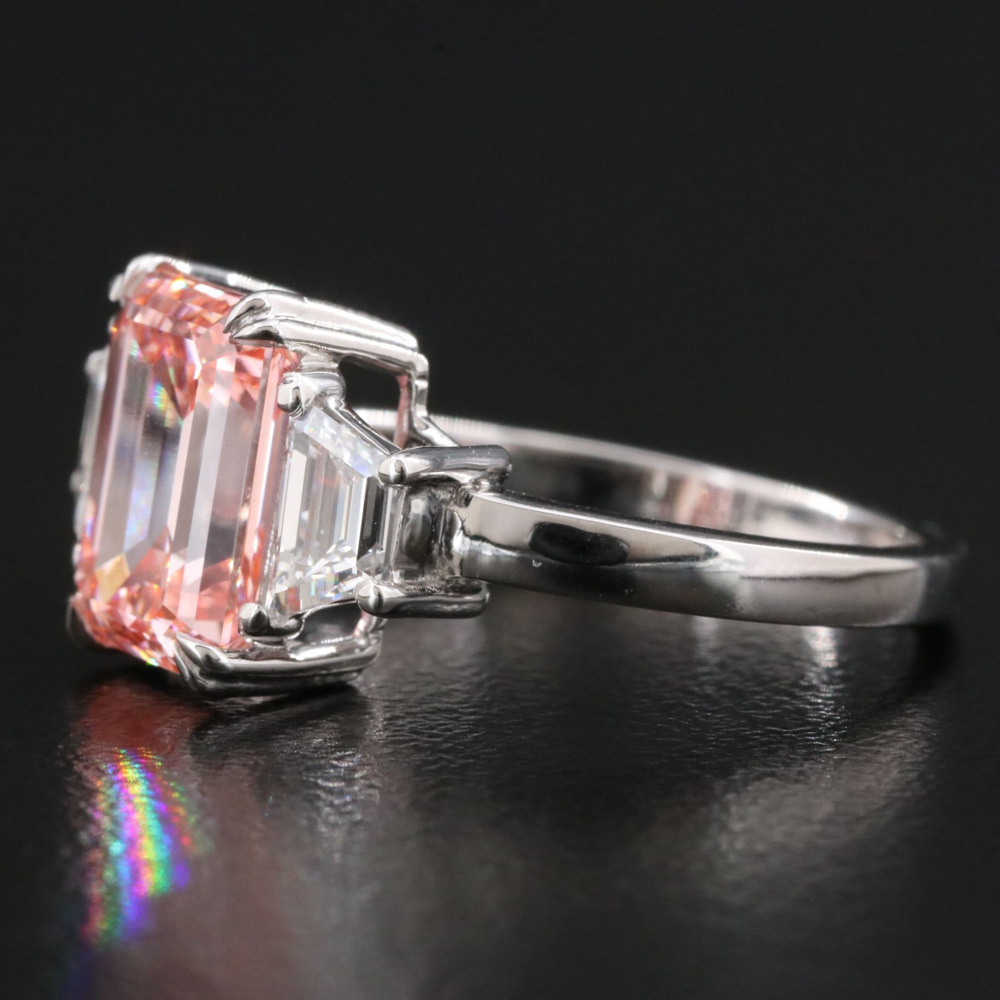 14K 4.00 CTW Lab Grown Diamond Ring with IGI Report and Fancy Vivid Pink