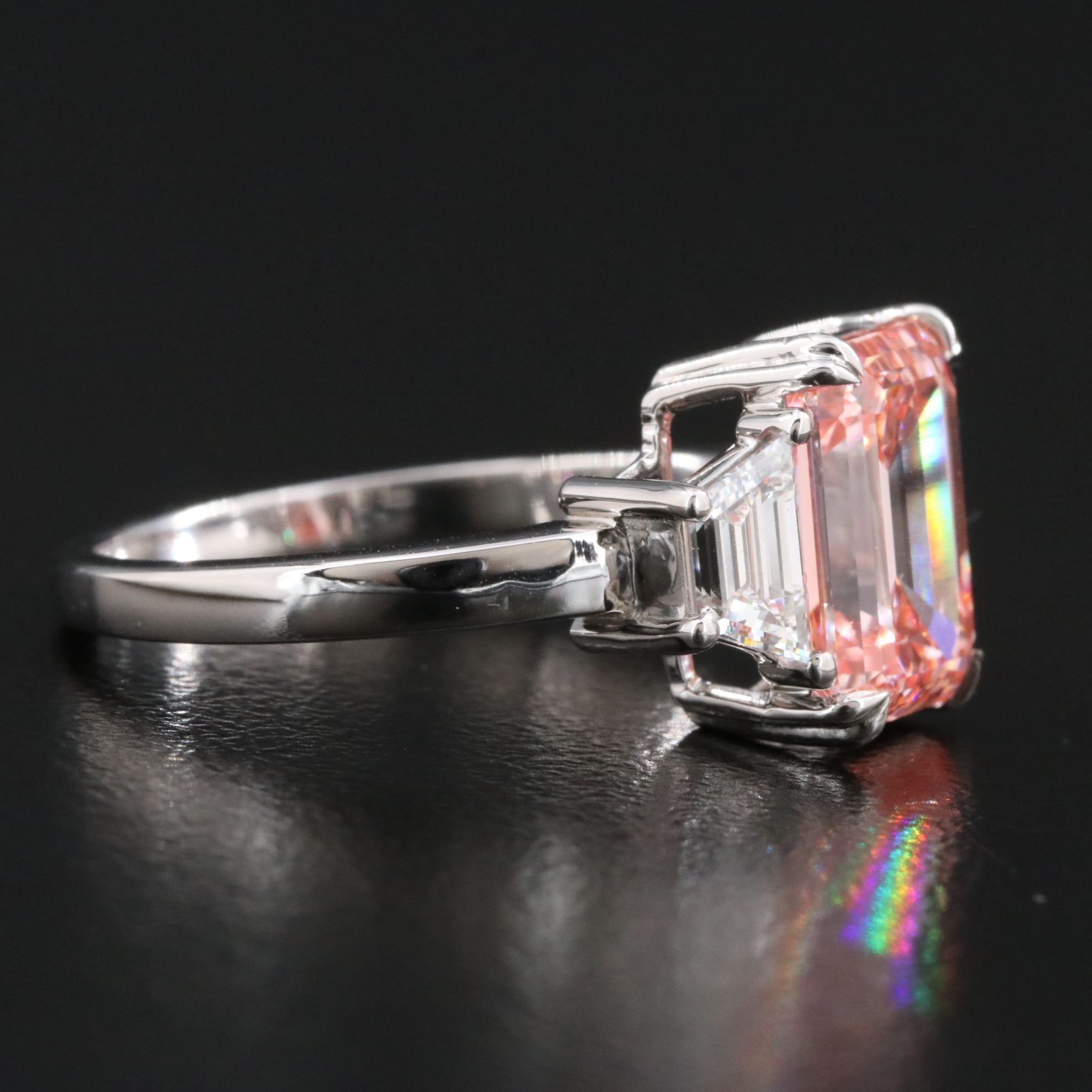 14K 4.00 CTW Lab Grown Diamond Ring with IGI Report and Fancy Vivid Pink