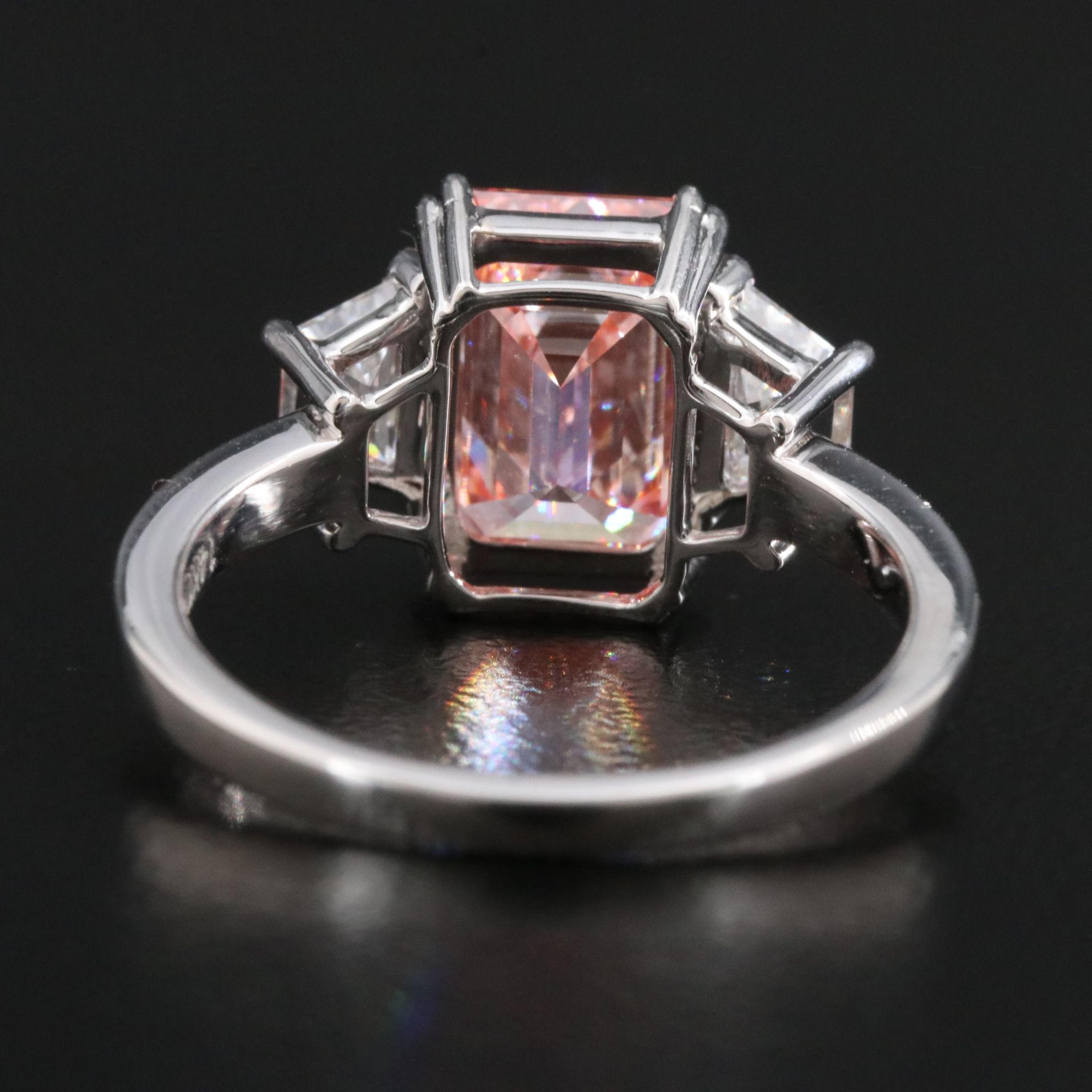 14K 4.00 CTW Lab Grown Diamond Ring with IGI Report and Fancy Vivid Pink