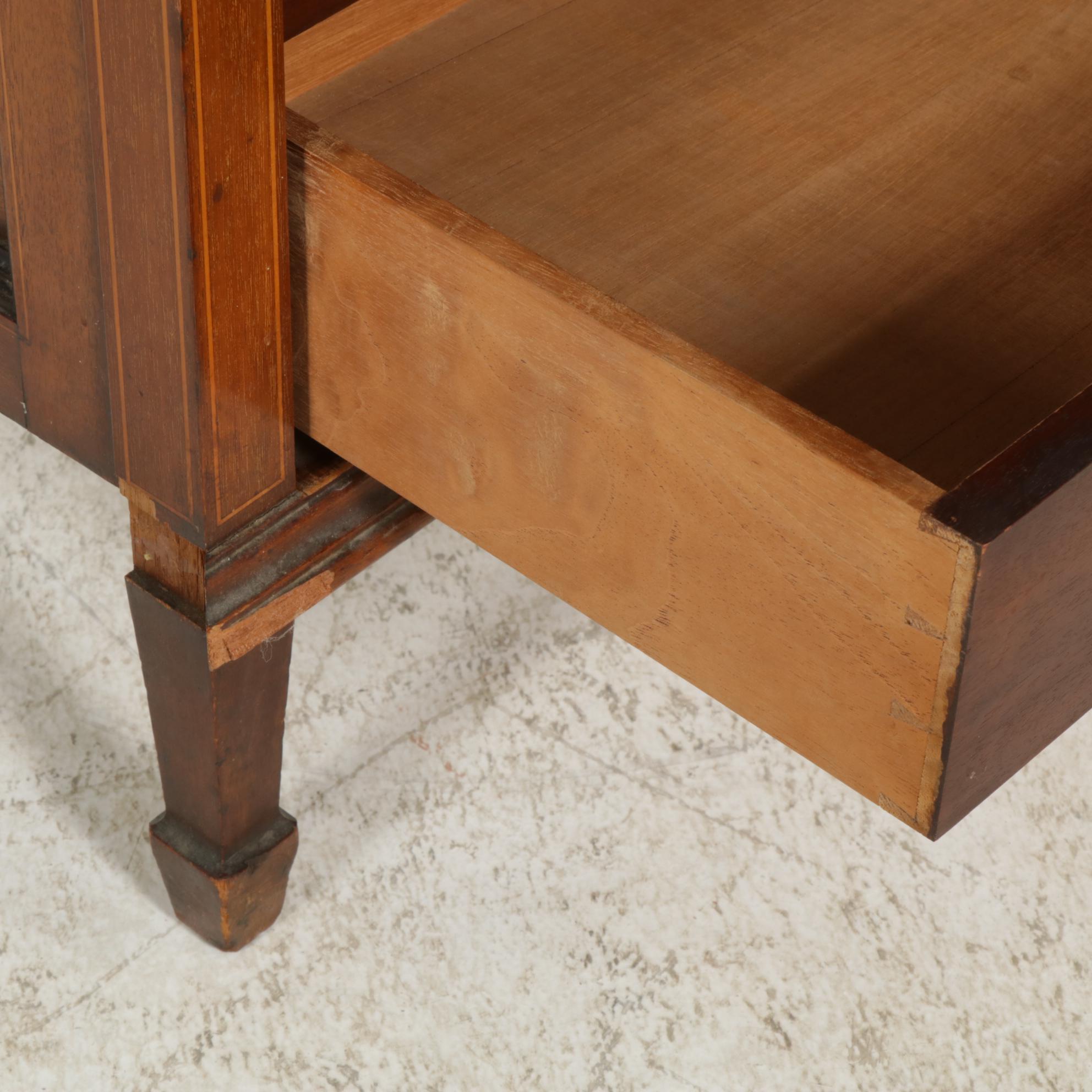 Edwardian Flame Mahogany Mirrored Display Case, Early 20th Century