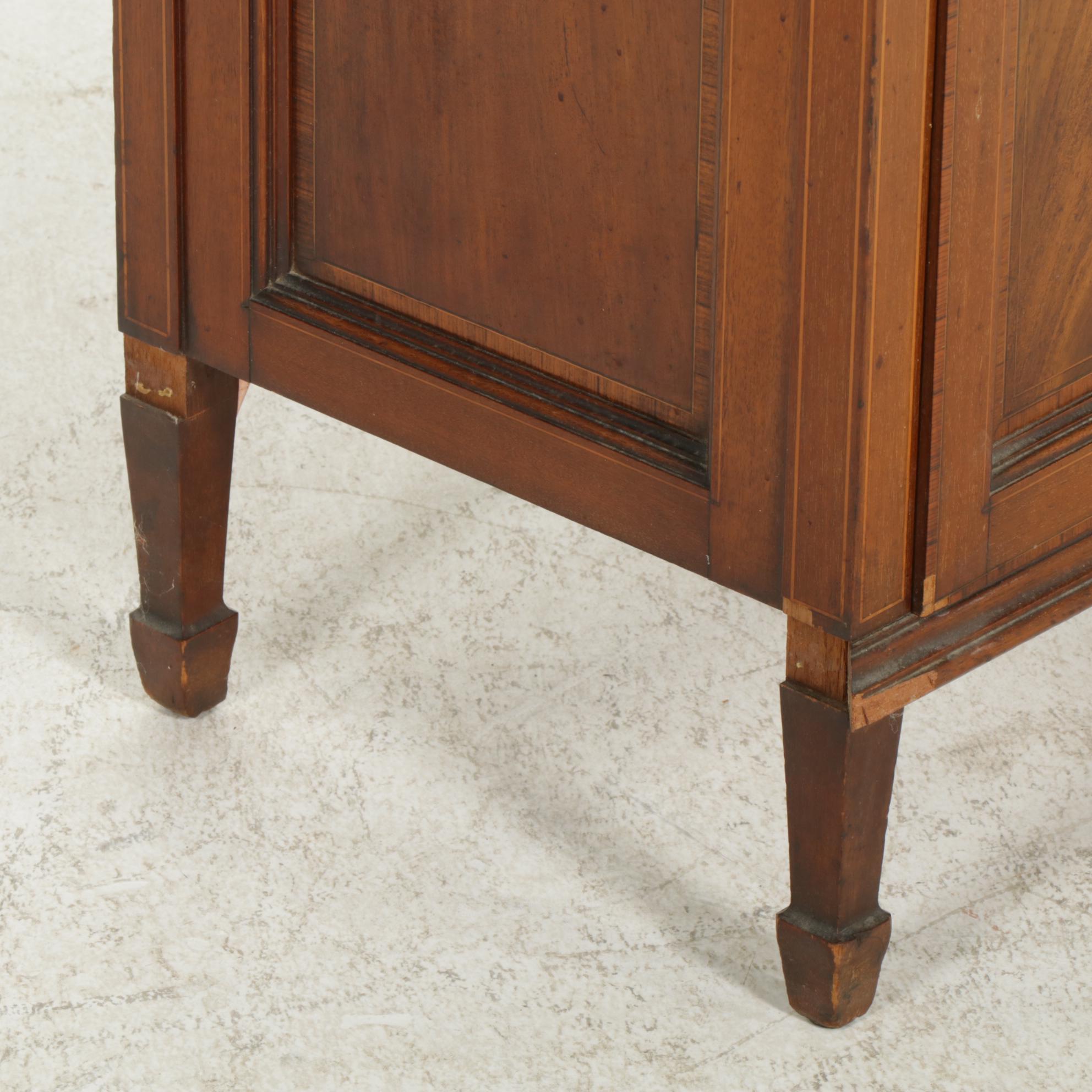 Edwardian Flame Mahogany Mirrored Display Case, Early 20th Century