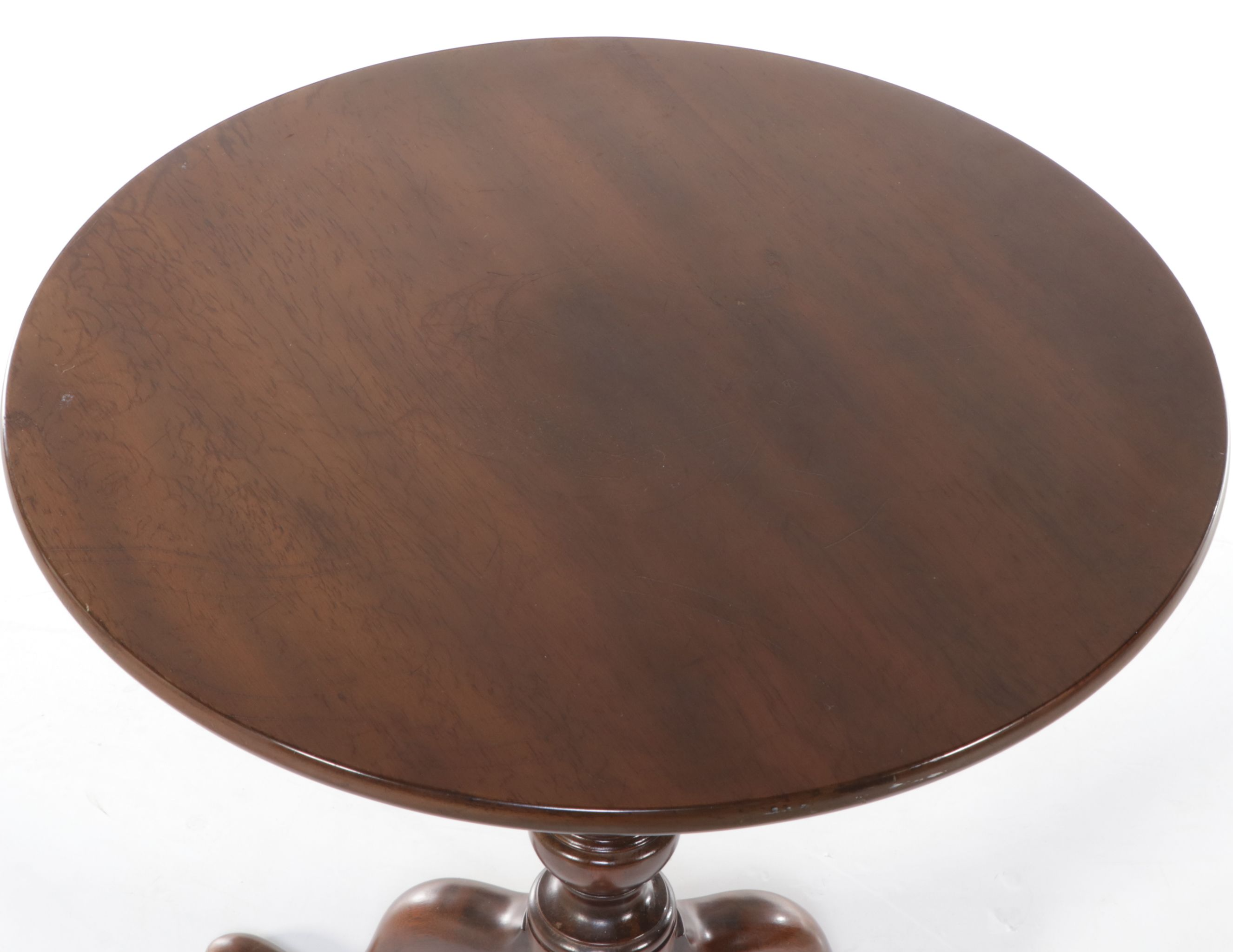 Kittinger "Williamsburg Adaptations" Mahogany Finish Center Table