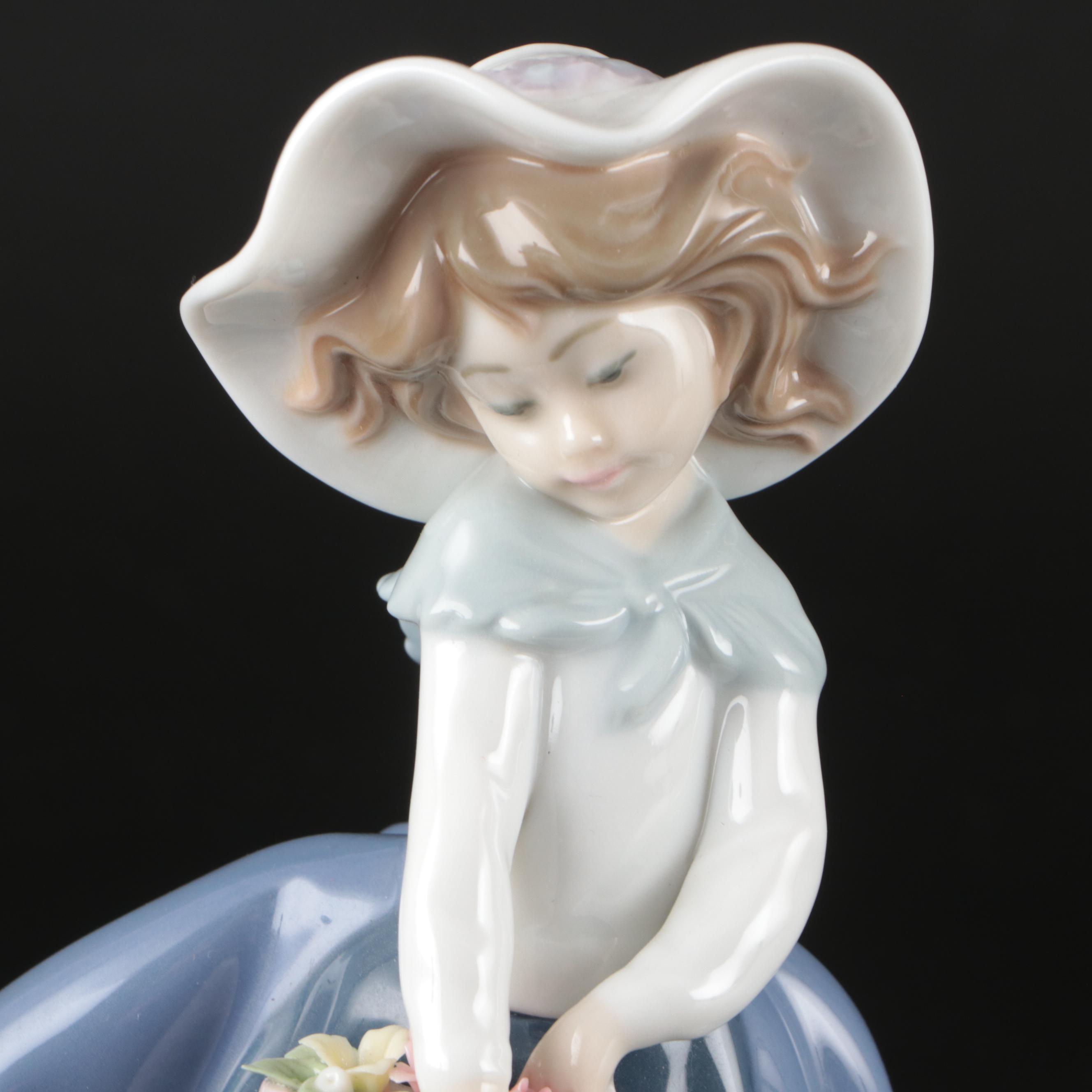 Lladró Swan and Cygnets Porcelain Figure with Other Figurines