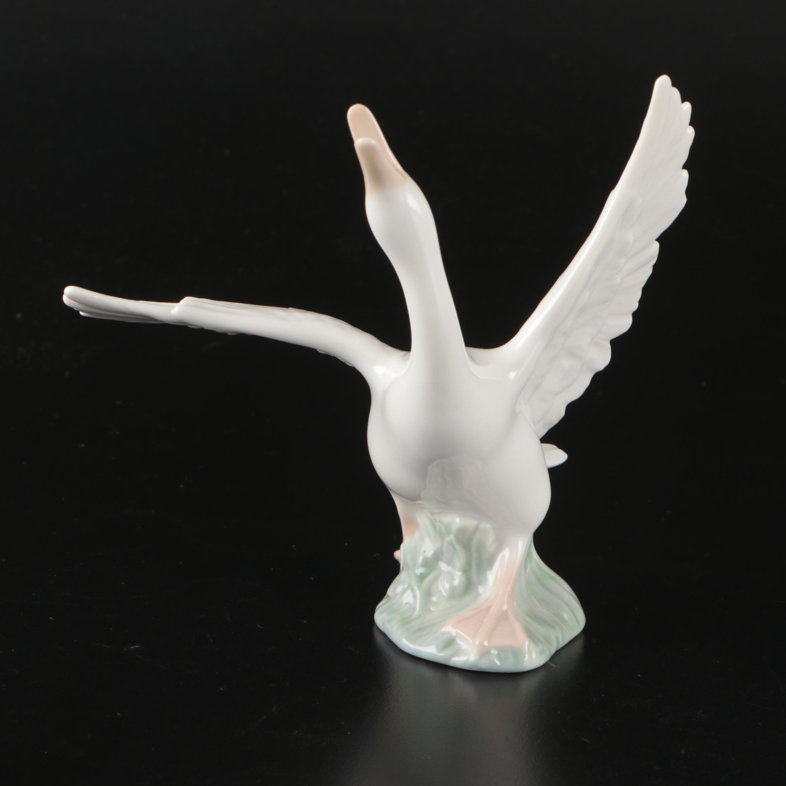 Lladró Swan and Cygnets Porcelain Figure with Other Figurines