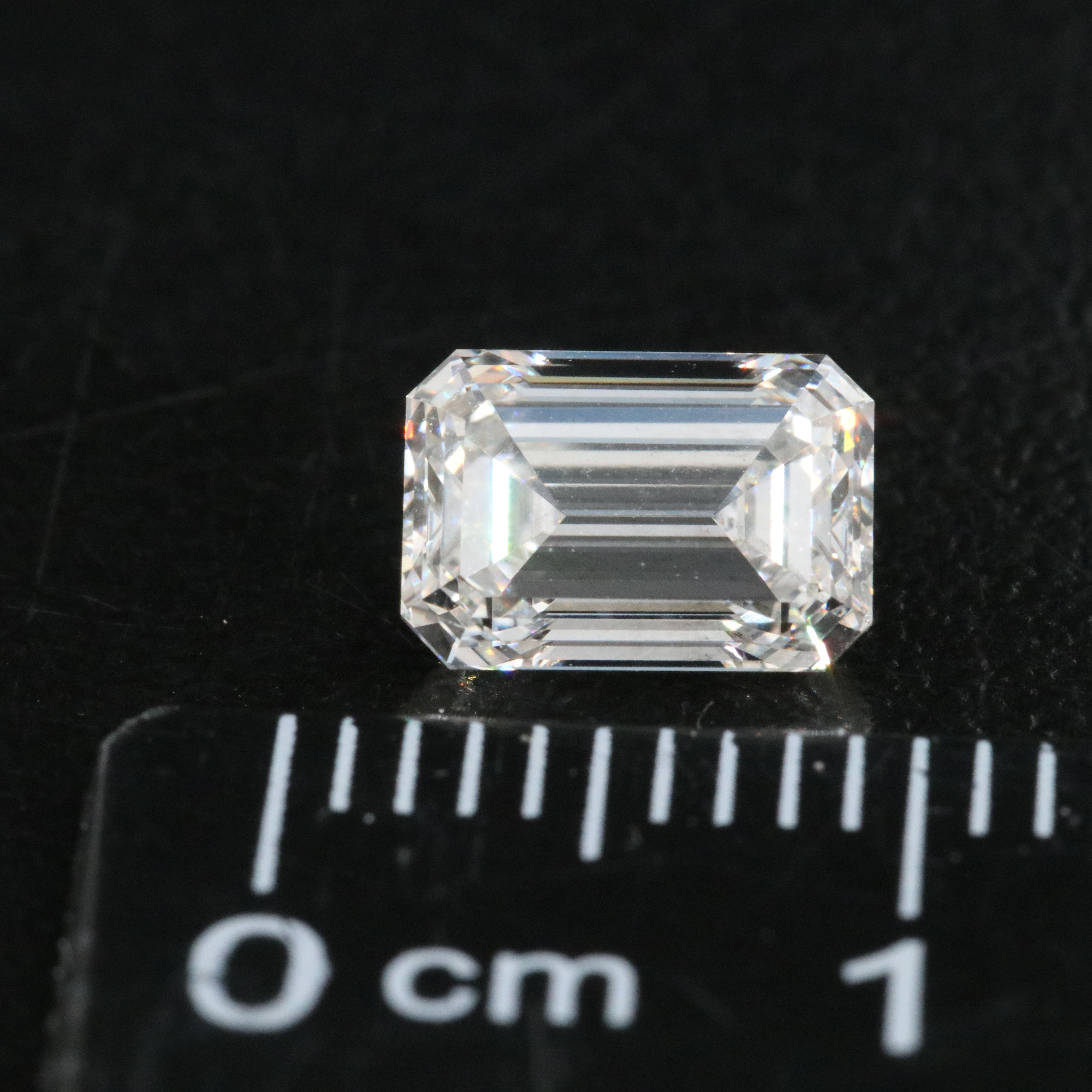 Loose 1.36 CT Lab Grown Diamond with IGI Report