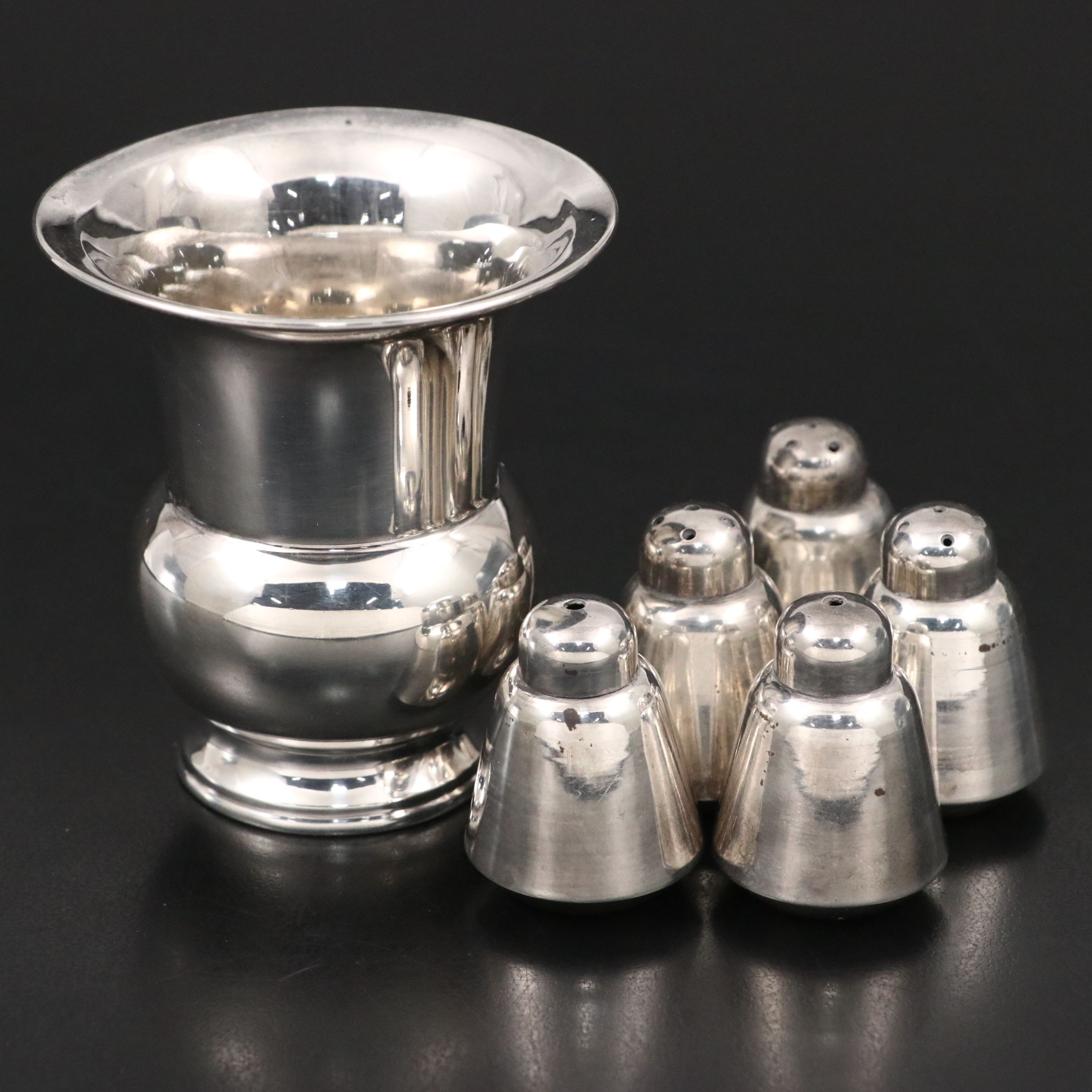 950 Sterling Silver Cup with Shakers