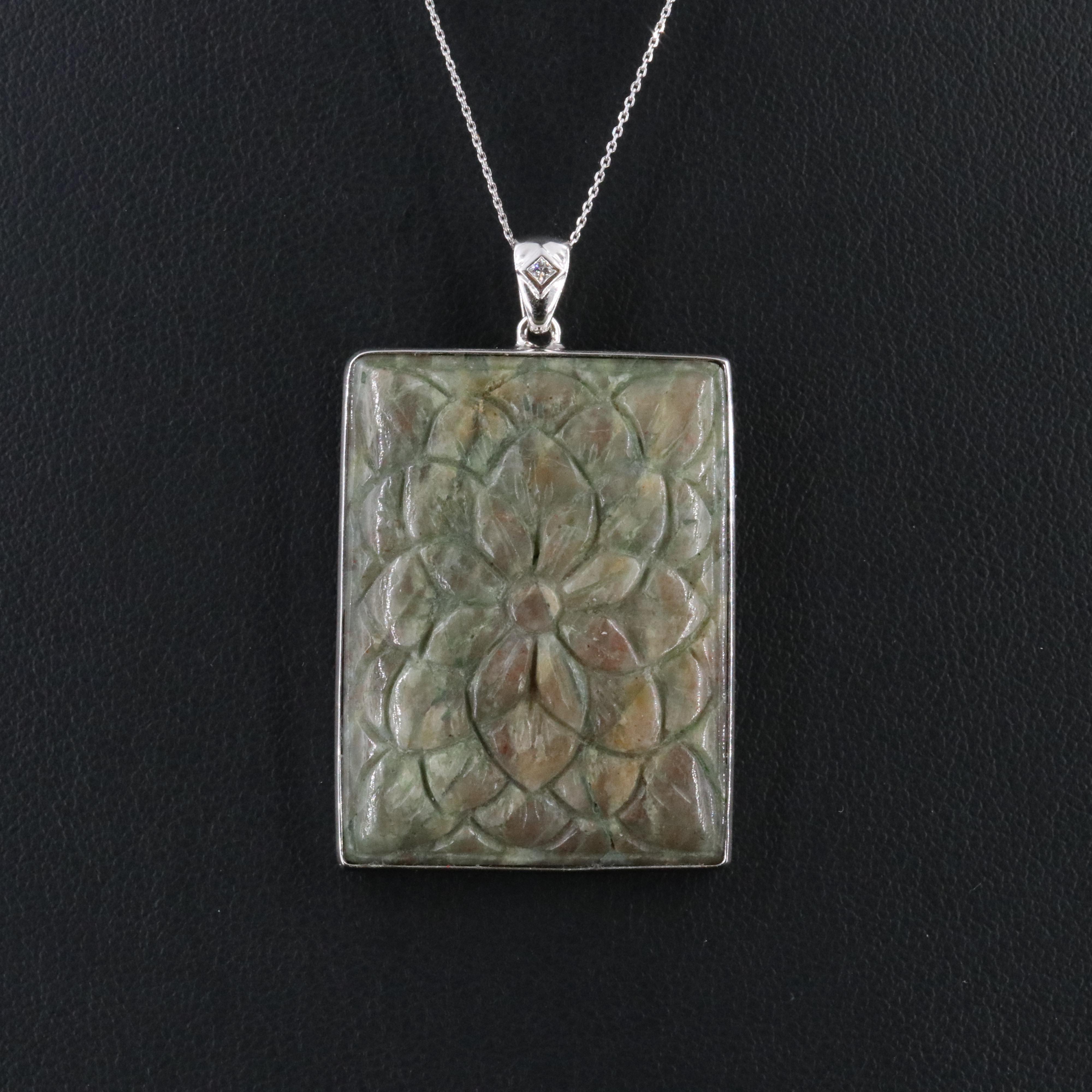 14K Carved Beryl Pendant Necklace