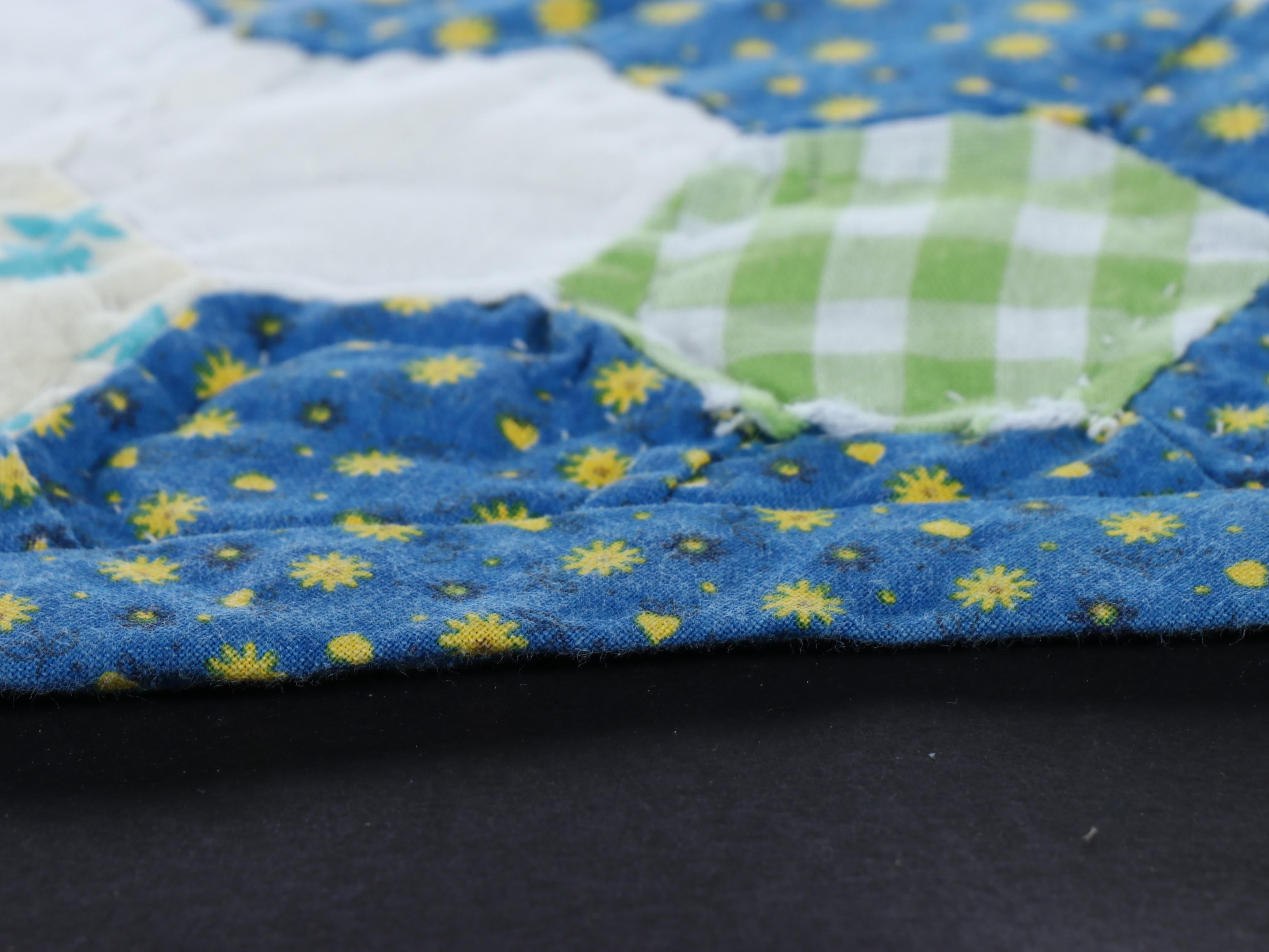 Handmade "Grandmother's Flower Garden" Pieced Quilt, 20th Century