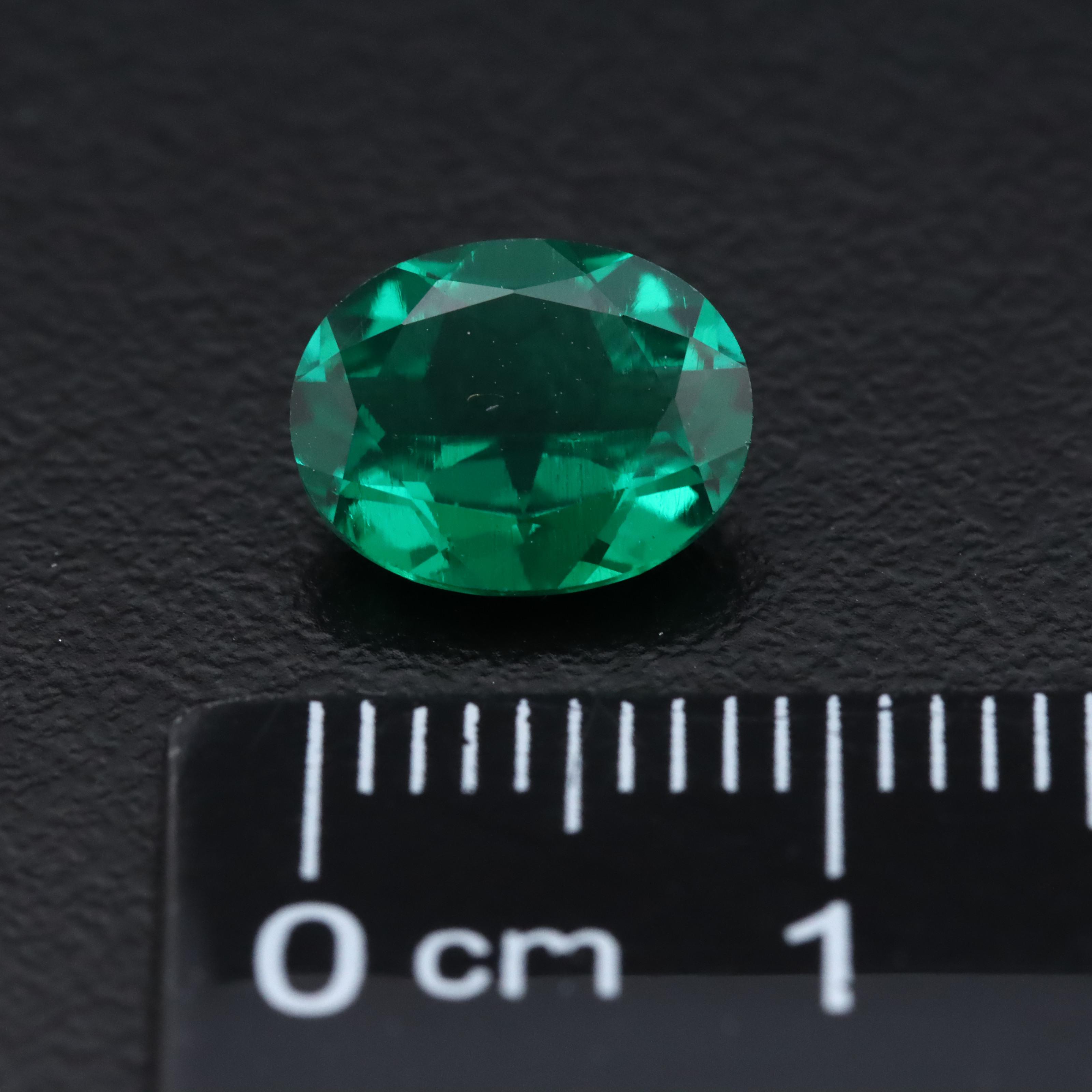 Loose 1.54 CT Lab Grown Emerald