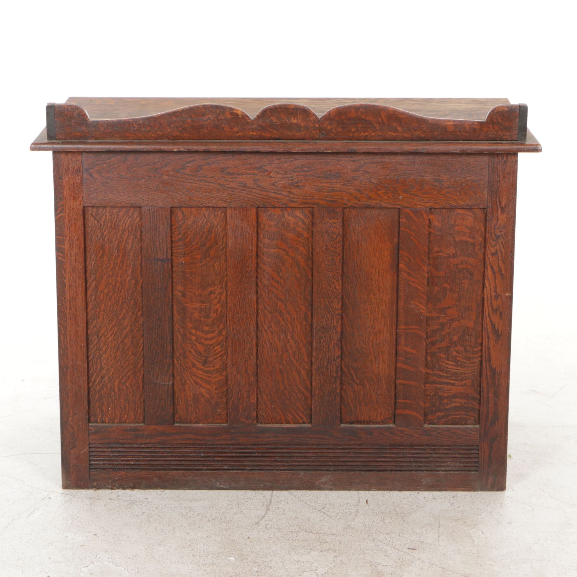 Quarter Sawn Oak Desk, Early 20th Century