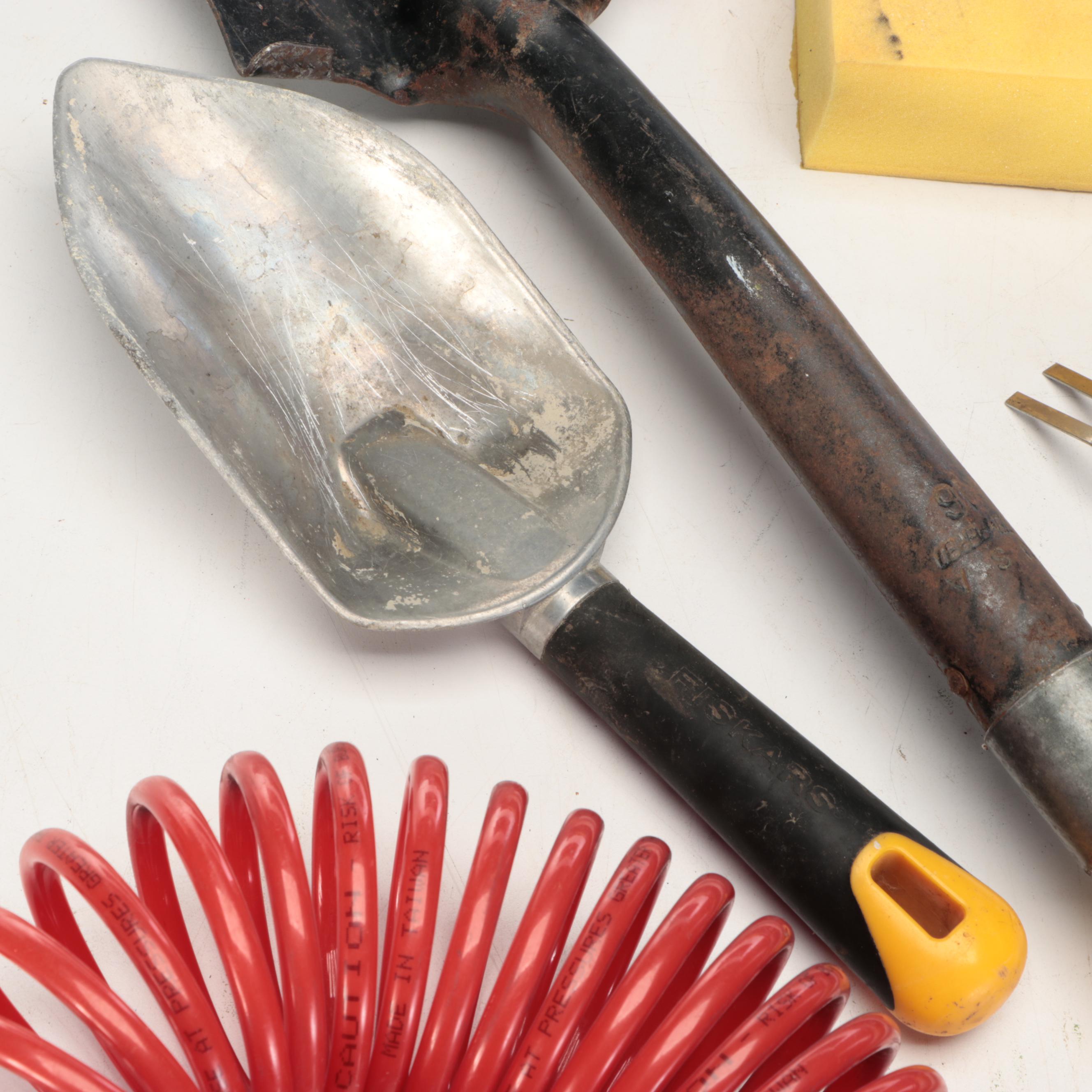 Ryobi HT816r Electric Hedge Trimmer with Hand Garden Tools and More