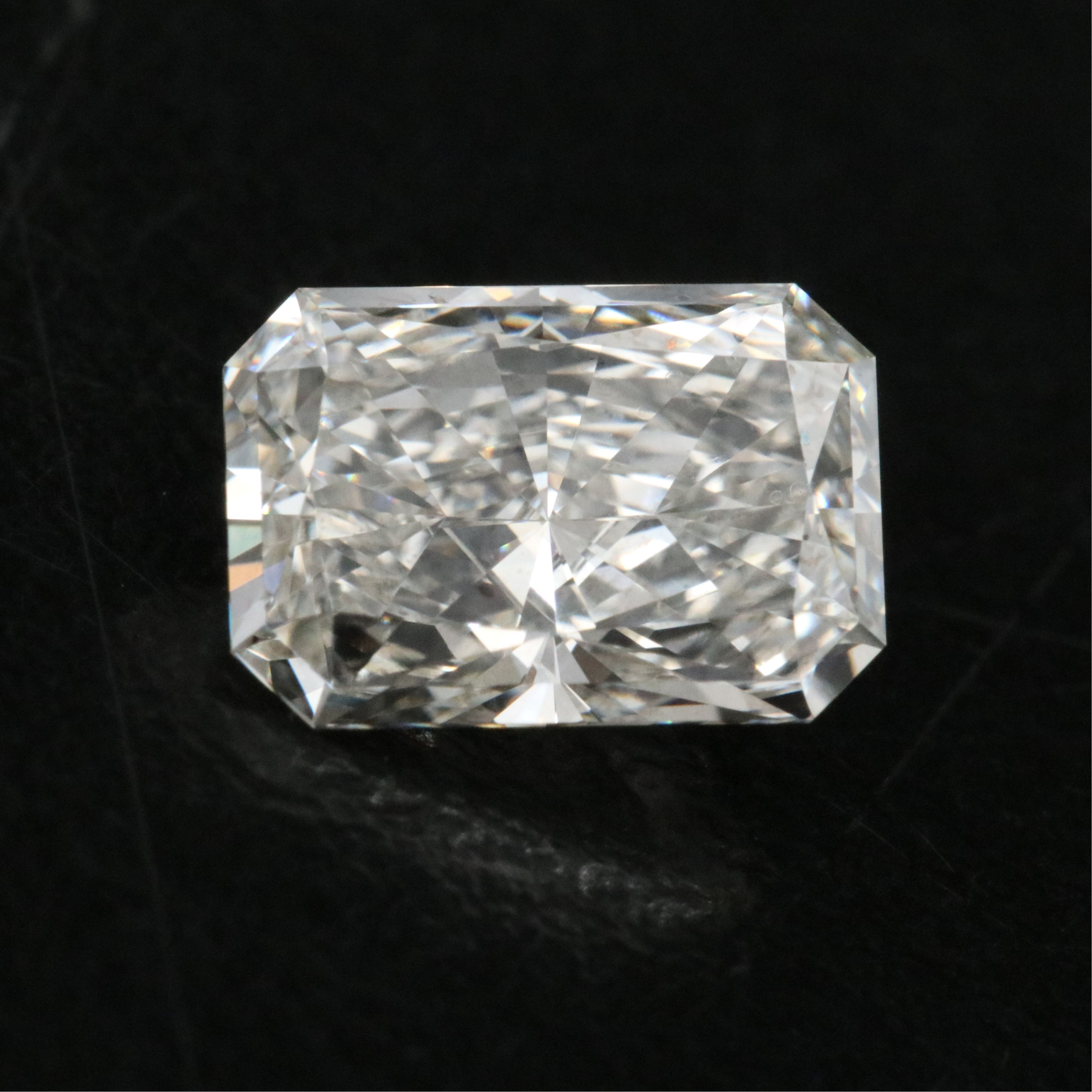Loose 1.59 CT Lab Grown Diamond with IGI Report