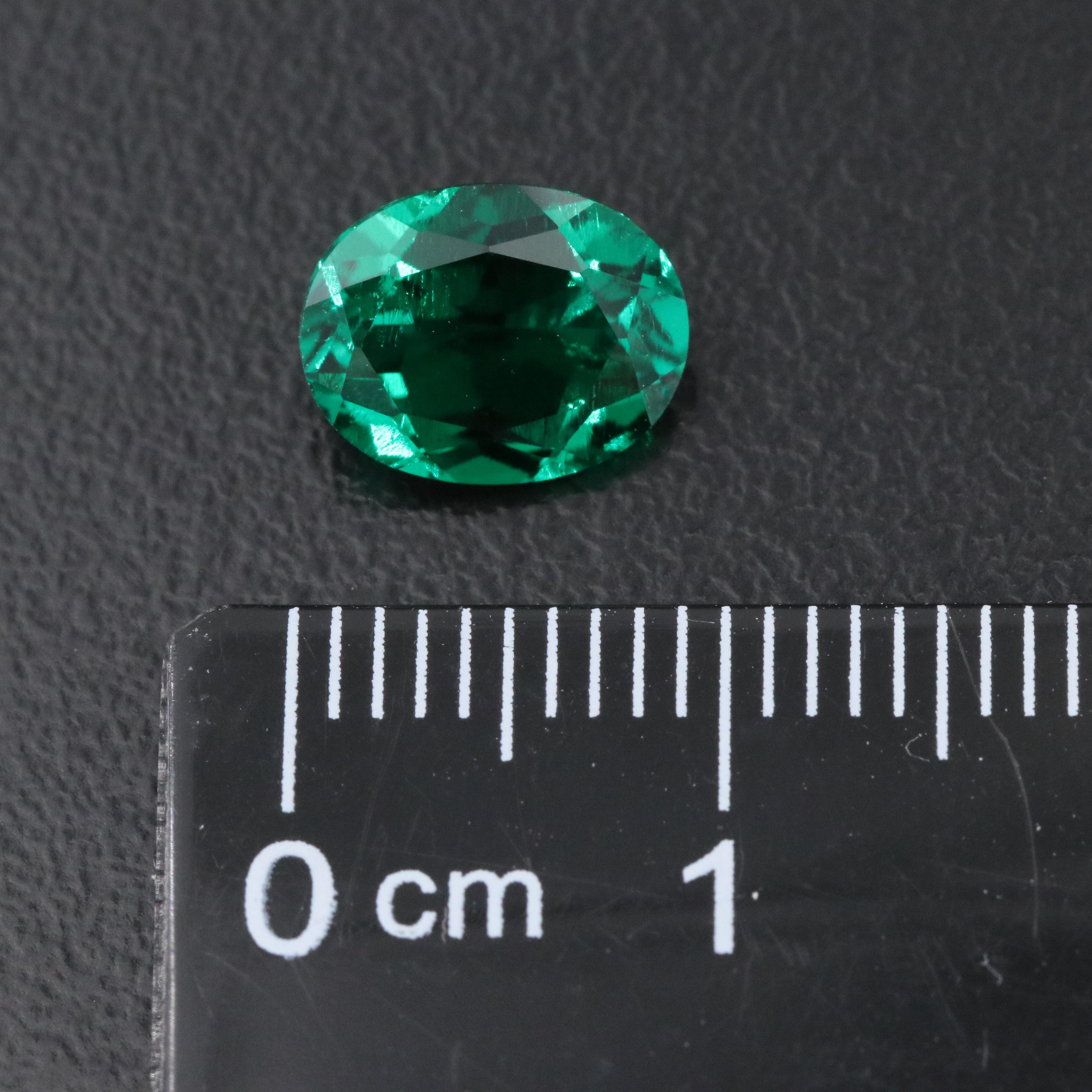 Loose 1.58 CT Lab Grown Emerald